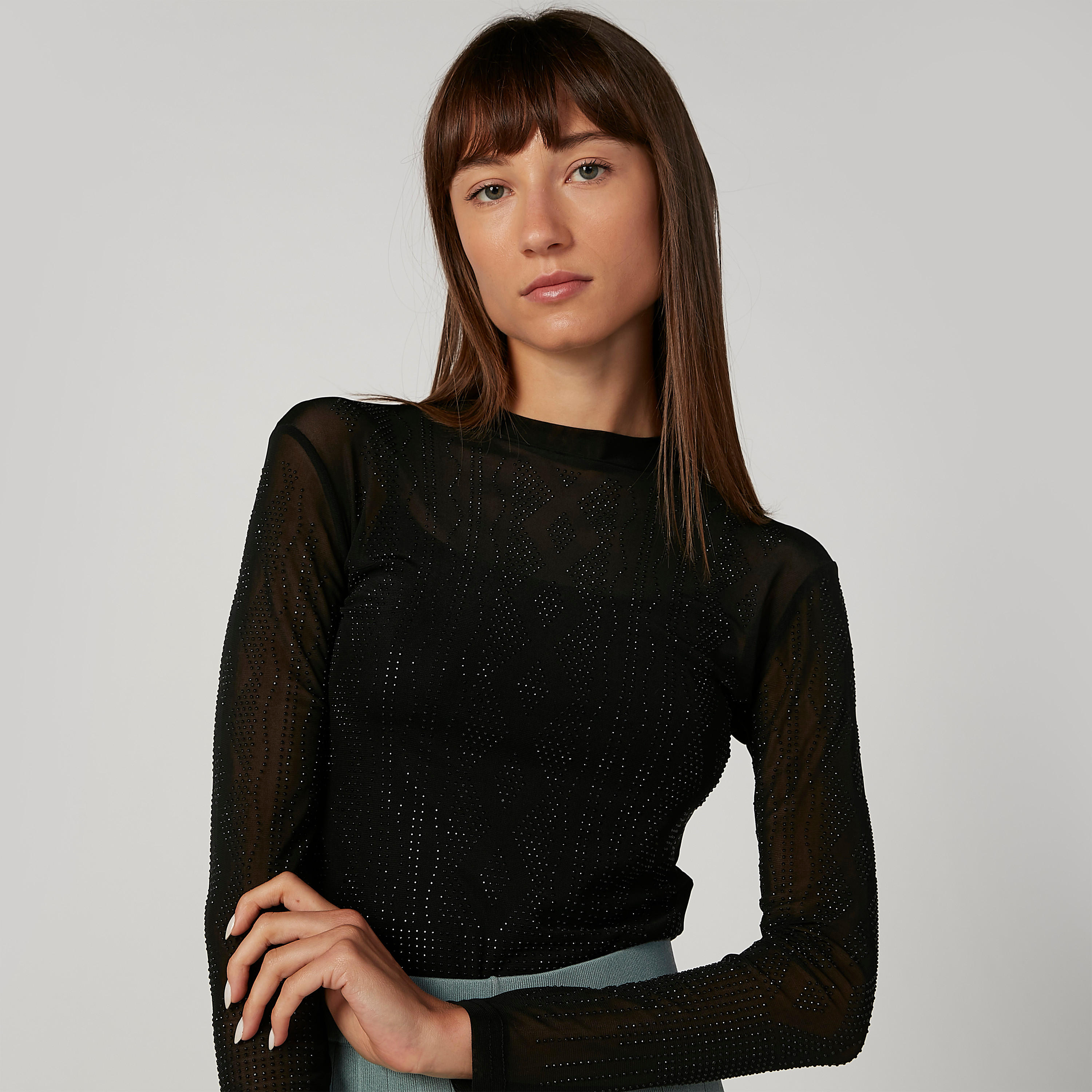 بلوزة مزيّنة بياقة عالية وأكمام طويلة-women-clothing-shirtsandblouses-blouses-image-5