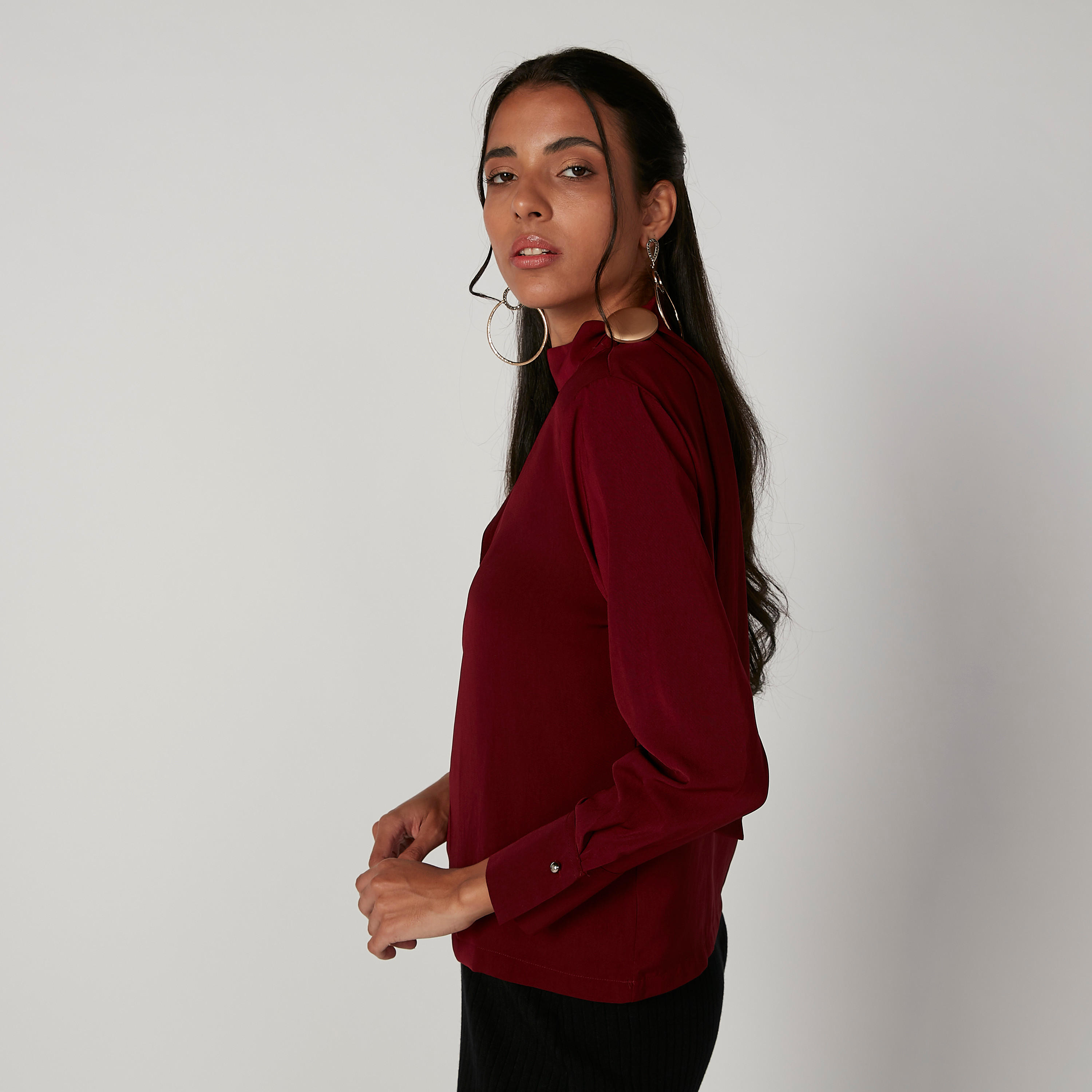 بلوزة سادة بياقة عالية وأكمام طويلة-women-clothing-shirtsandblouses-blouses-image-4