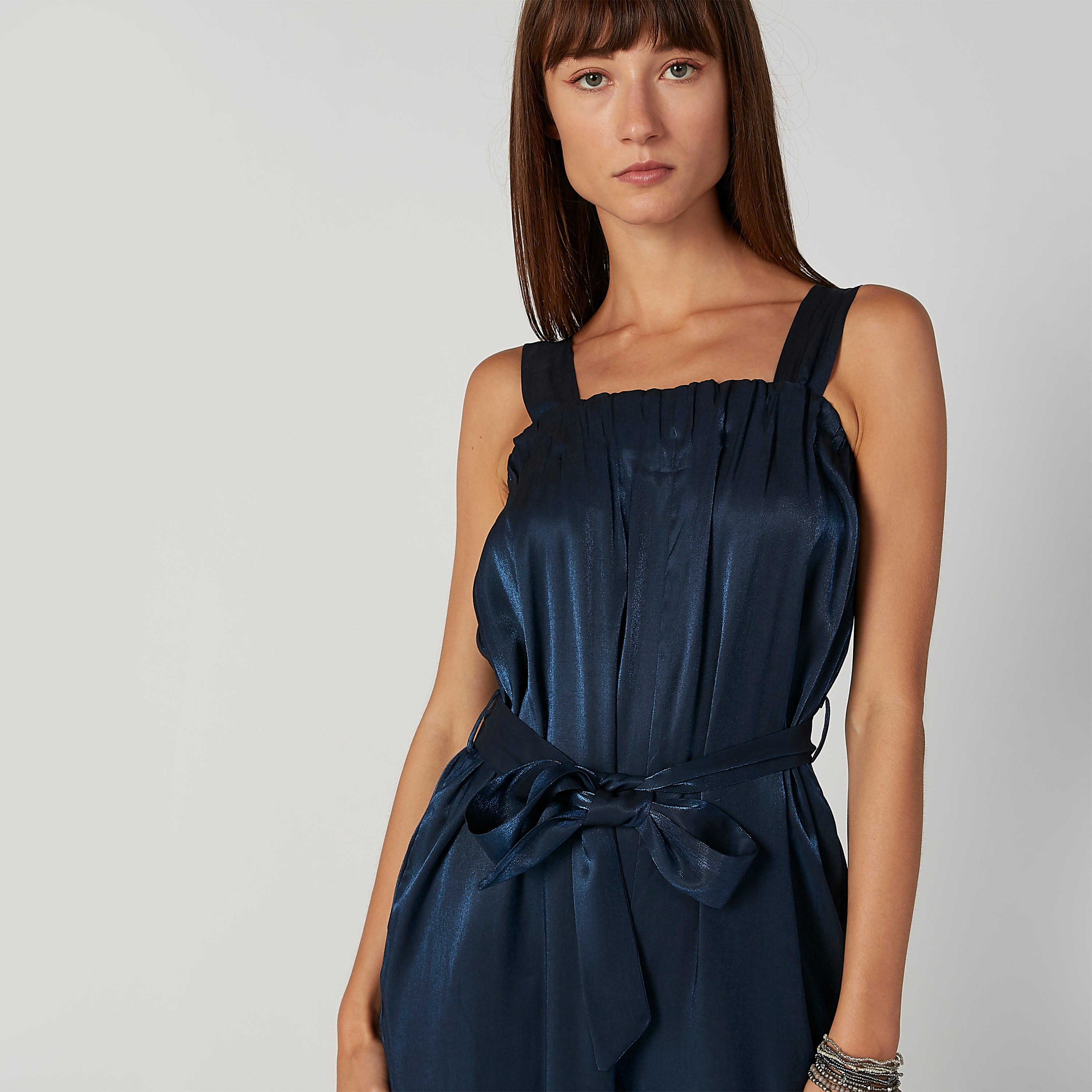 أفرول بارز الملمس دون أكمام بجيوب وأربطة-women-clothing-jumpsuits-image-4