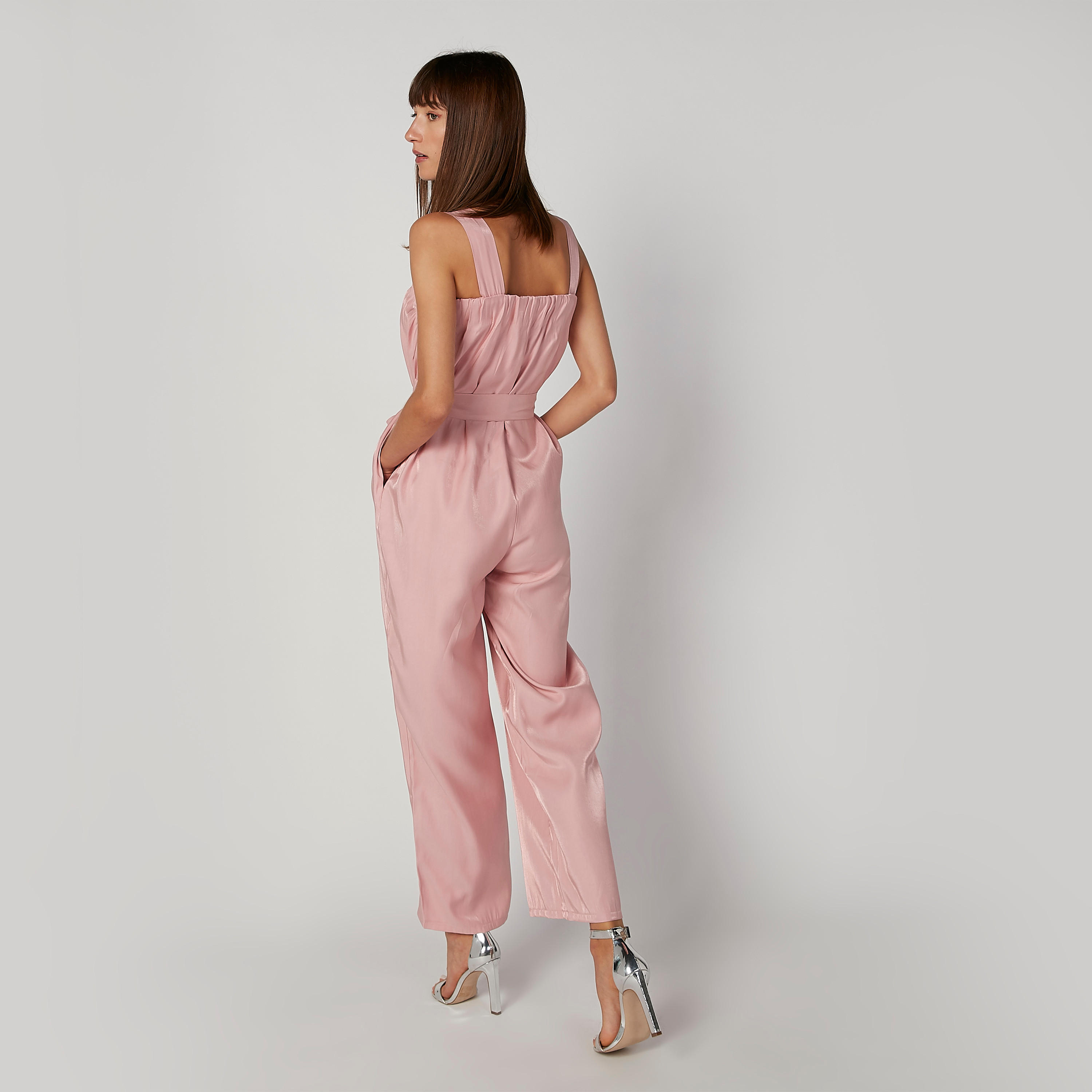 أفرول سادة دون أكمام بجيوب وأربطة-women-clothing-jumpsuits-image-2