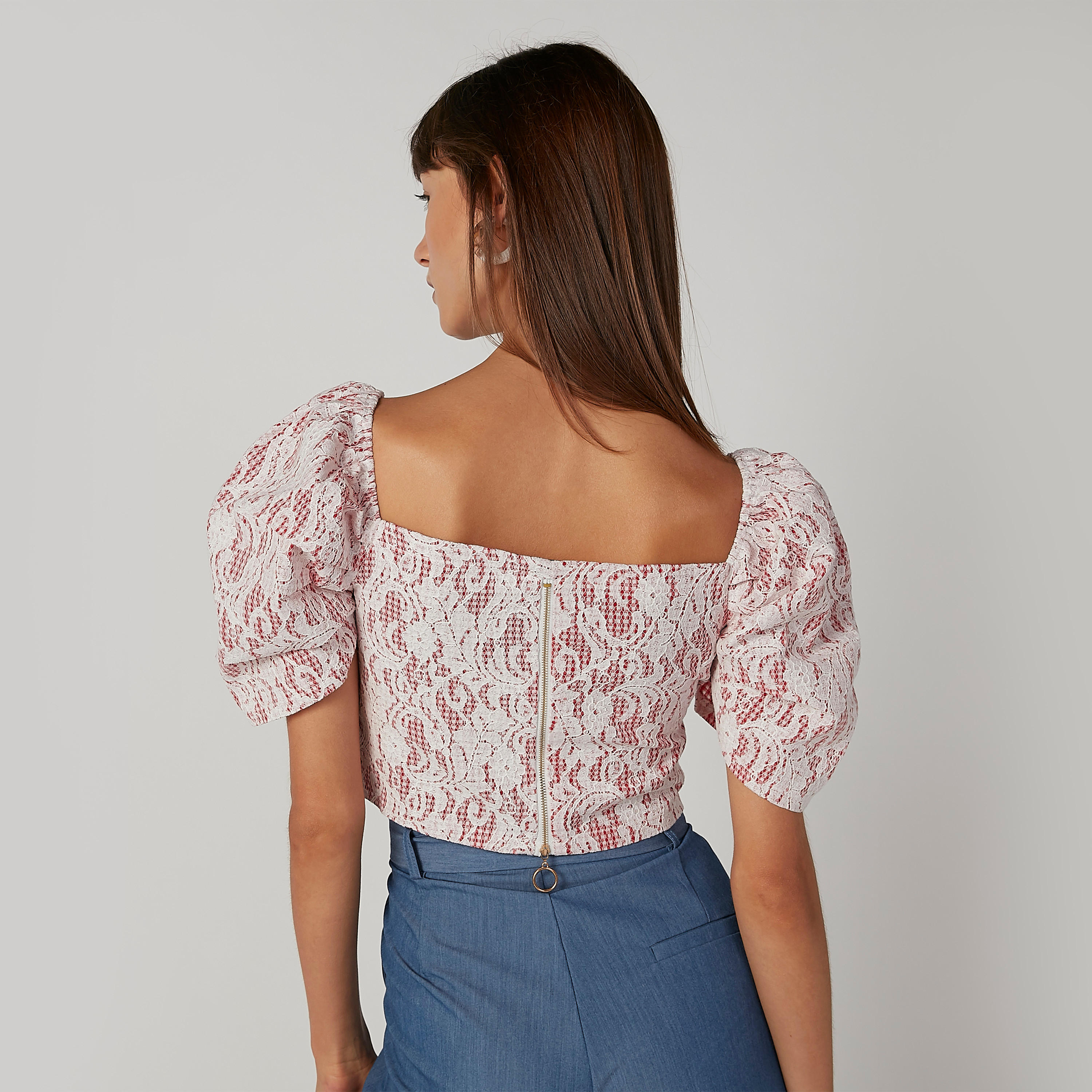 بلوزة قصيرة بارزة الملمس بياقة V وأكمام قصيرة-women-clothing-shirtsandblouses-blouses-image-2