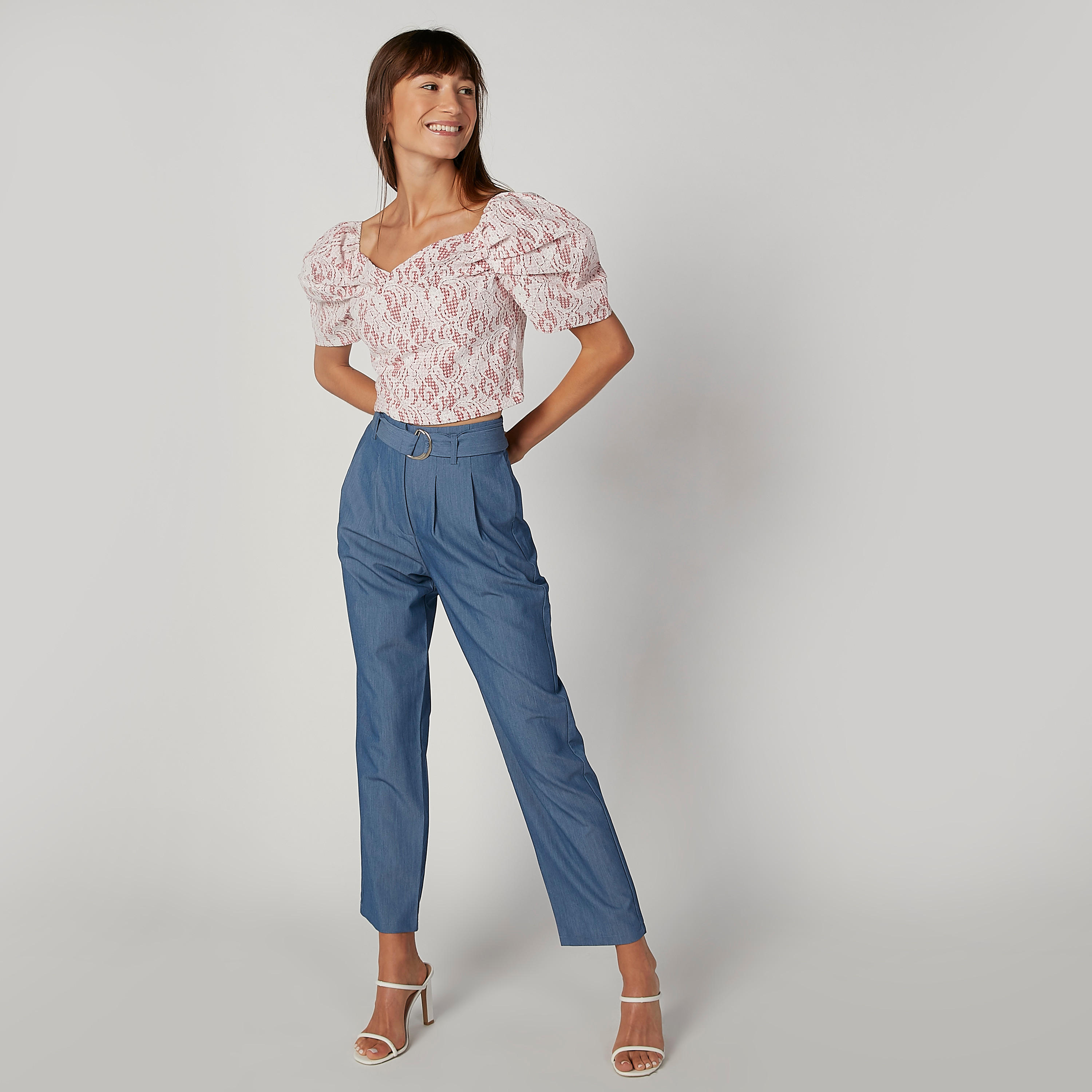بلوزة قصيرة بارزة الملمس بياقة V وأكمام قصيرة-women-clothing-shirtsandblouses-blouses-image-3