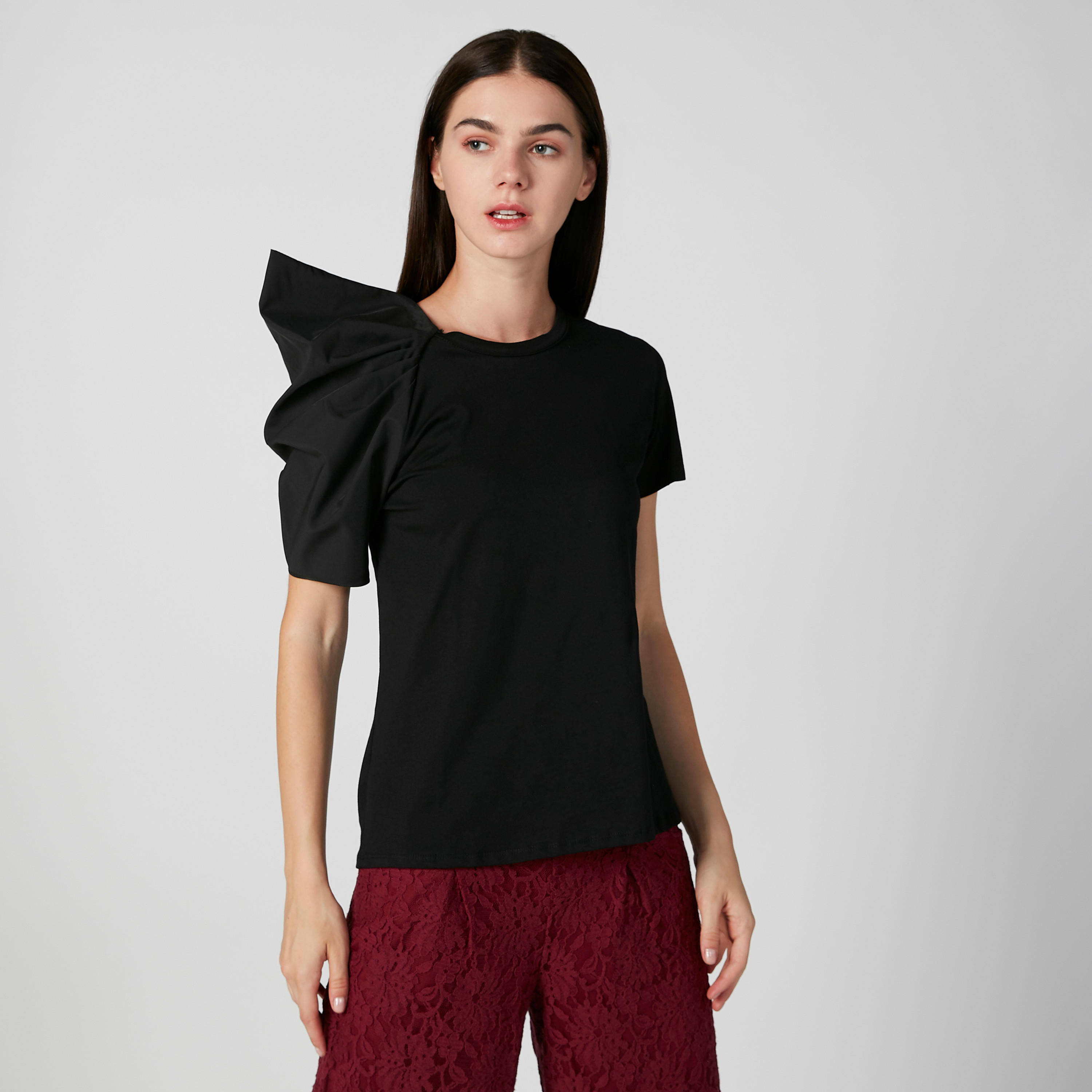بلوزة سادة بياقة مستديرة وأكمام قصيرة-women-clothing-shirtsandblouses-blouses-image-4