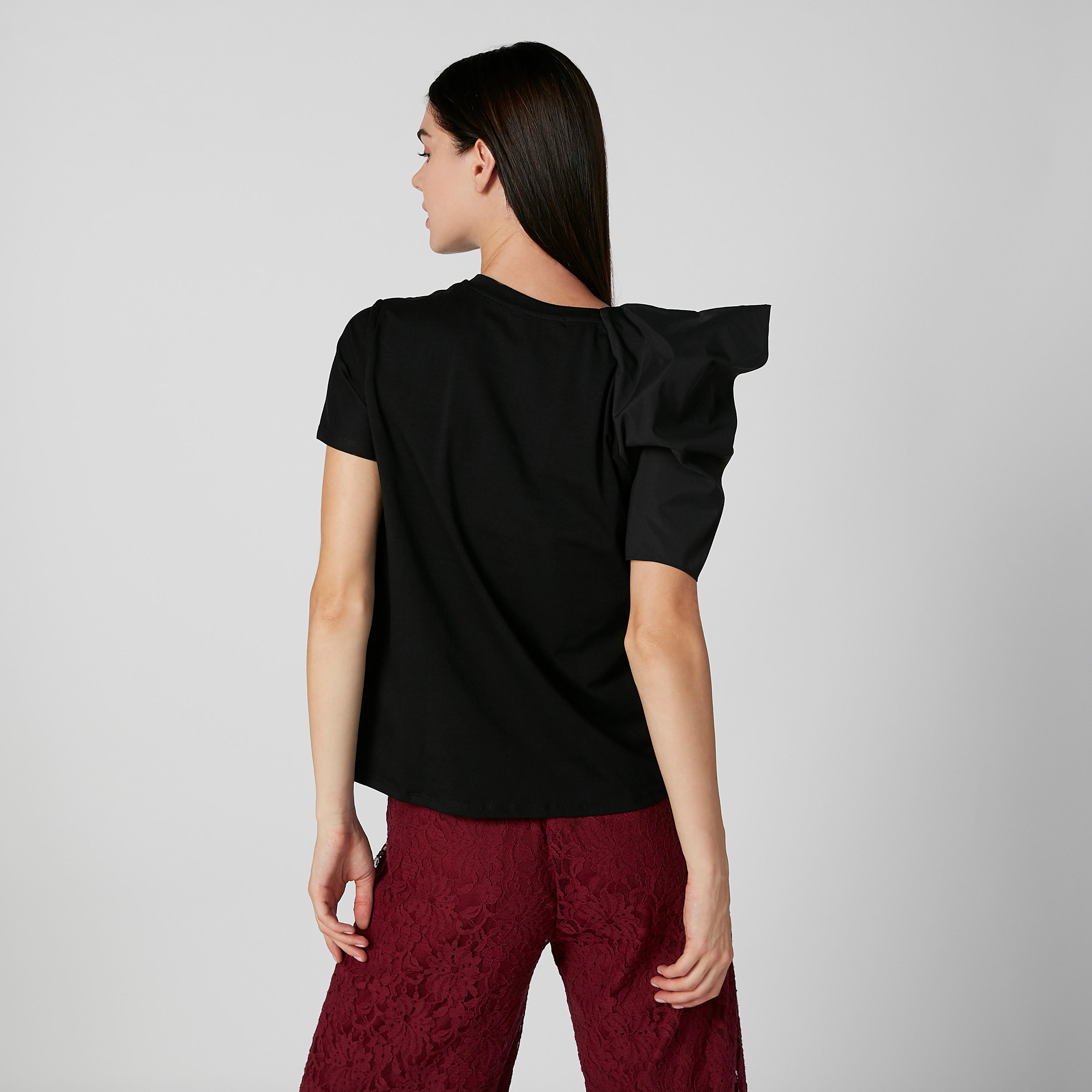 بلوزة سادة بياقة مستديرة وأكمام قصيرة-women-clothing-shirtsandblouses-blouses-image-1