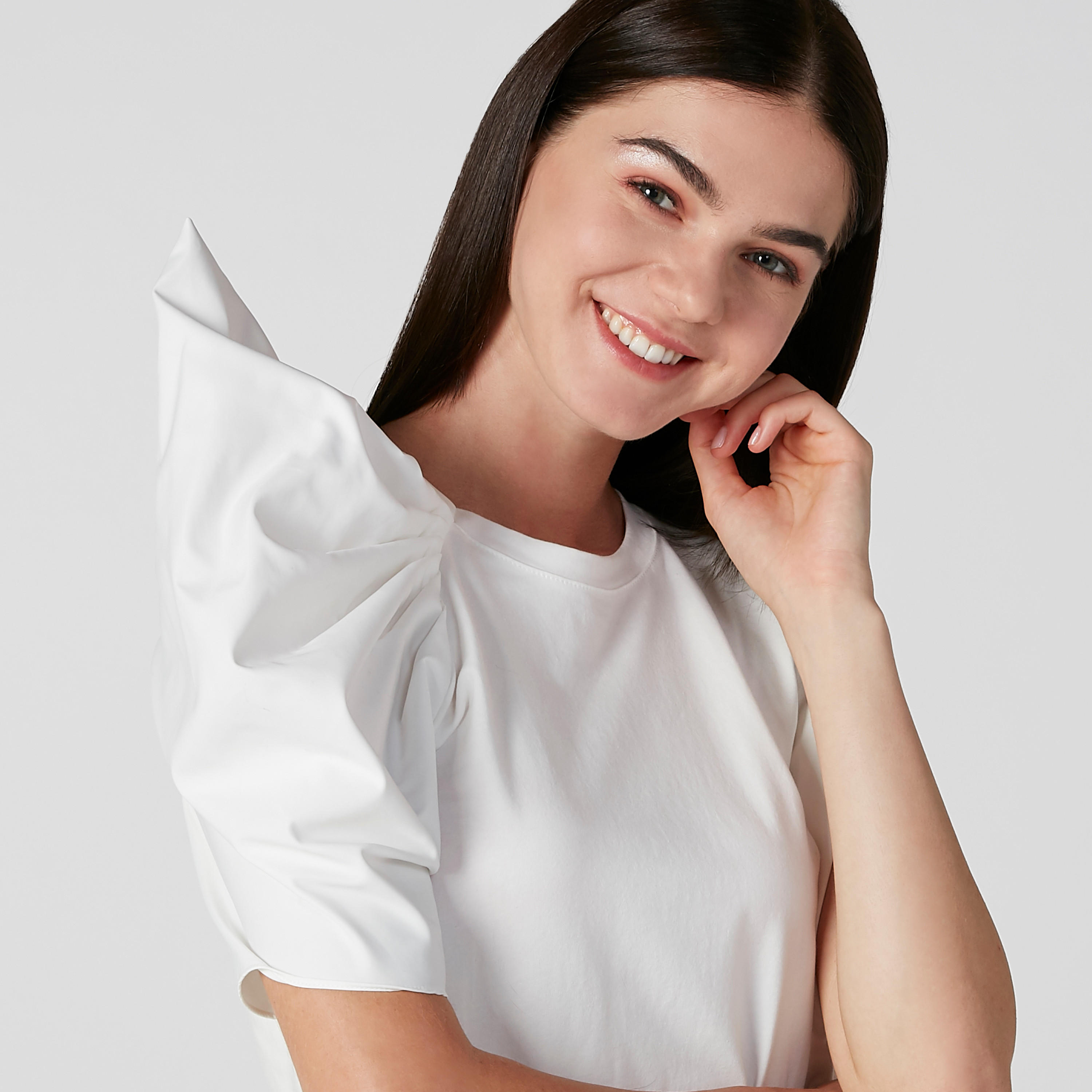 بلوزة سادة بياقة مستديرة وأكمام قصيرة-women-clothing-shirtsandblouses-blouses-image-2