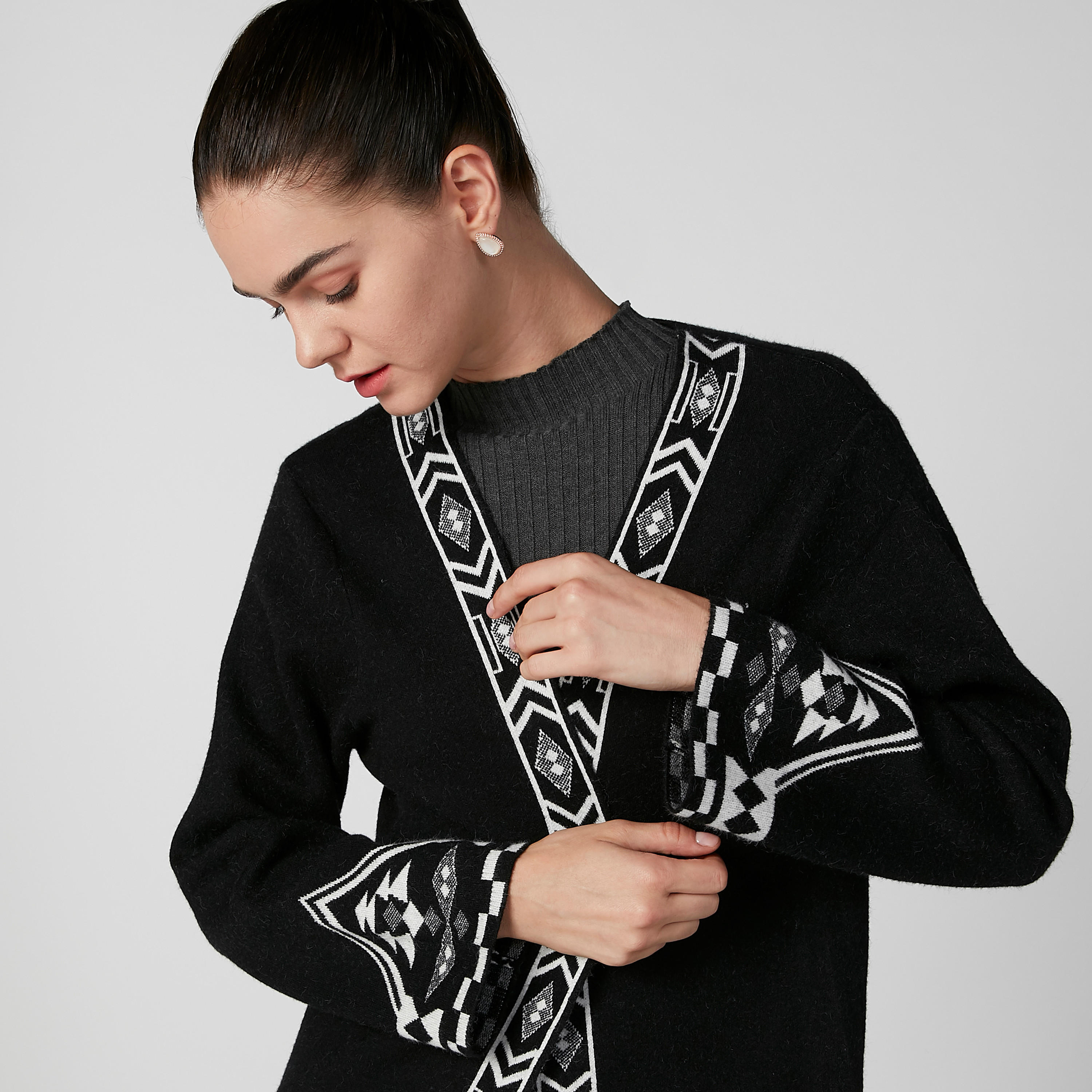 Printed Shrug with Long Sleeves-women-winterwear-cardigansandjumpers-cardigans-image-3