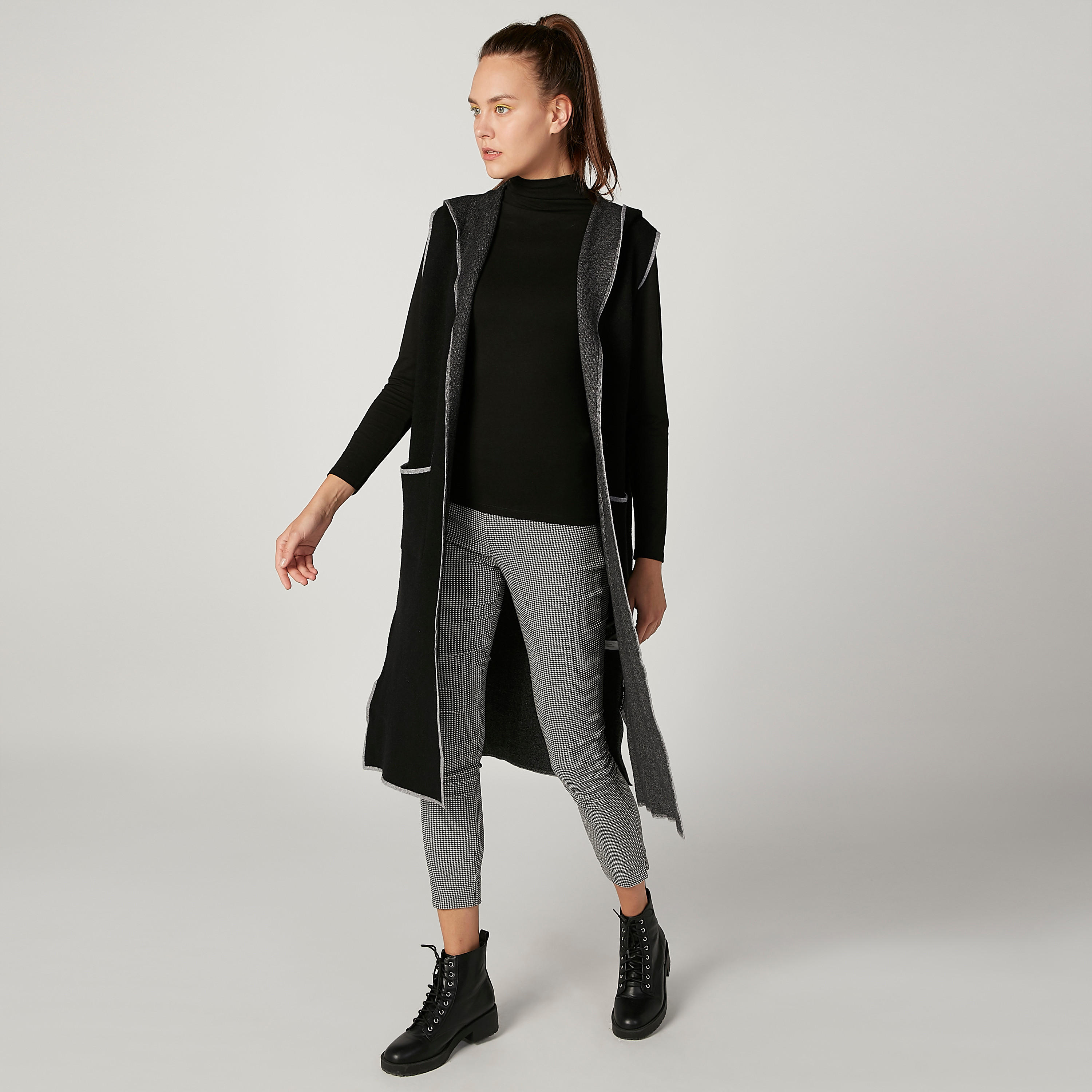 كارديجان طويل سادة بقبّعة وأكمام طويلة-women-winterwear-hoodiesandsweatshirts-hoodies-image-1