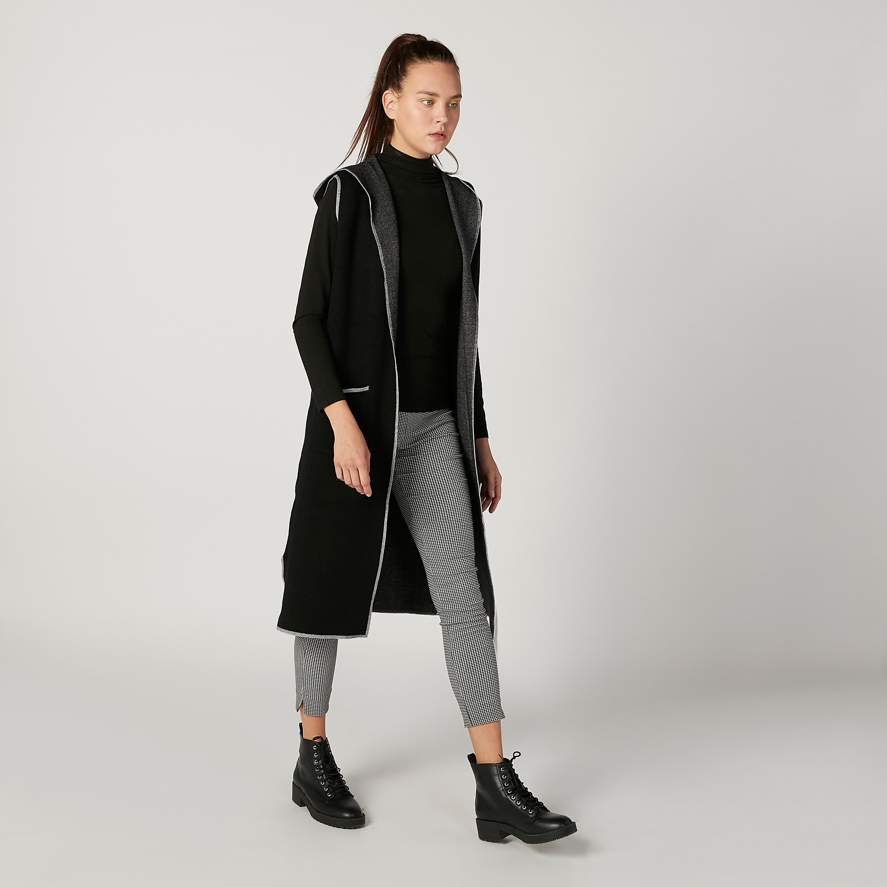 كارديجان طويل سادة بقبّعة وأكمام طويلة-women-winterwear-hoodiesandsweatshirts-hoodies-image-2