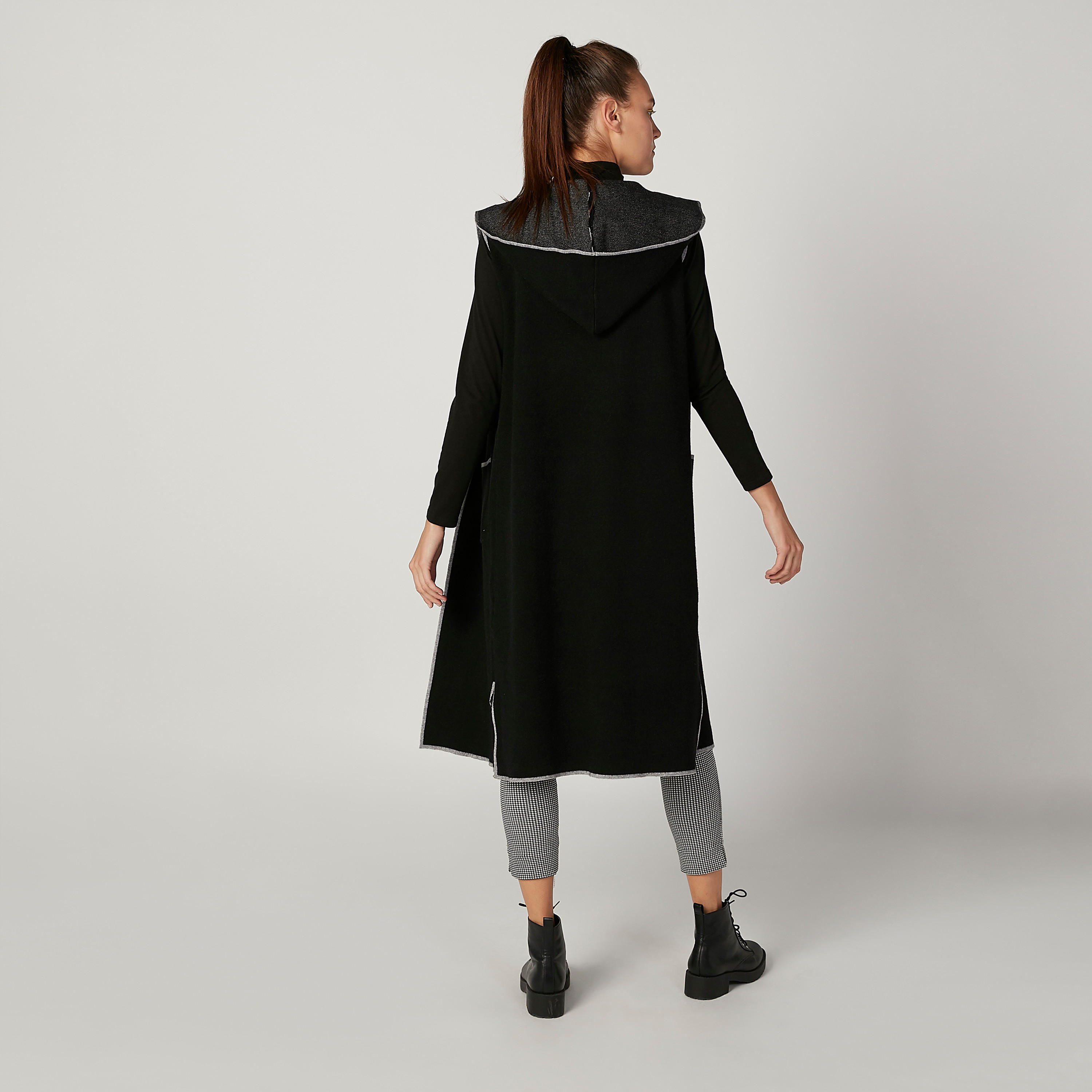 كارديجان طويل سادة بقبّعة وأكمام طويلة-women-winterwear-hoodiesandsweatshirts-hoodies-image-4