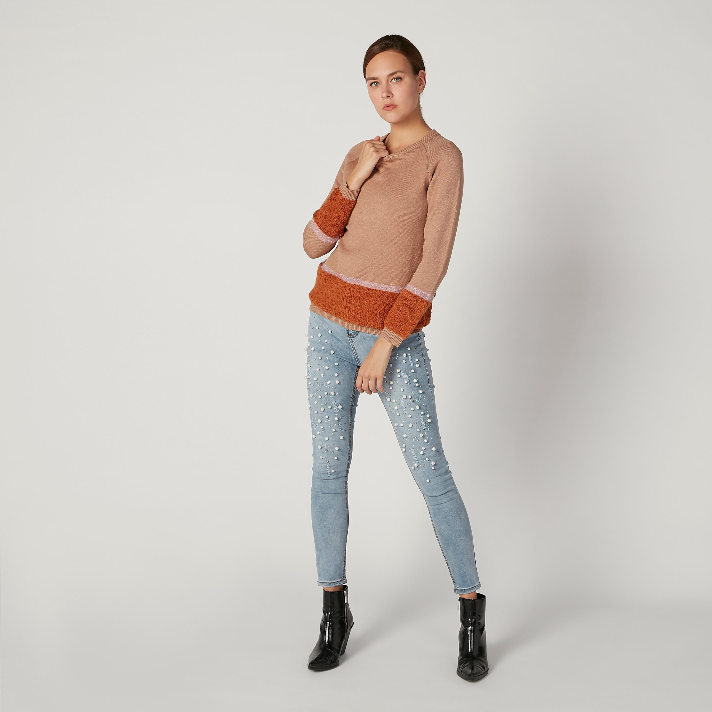 كنزة بارزة الملمس بياقة مستديرة وأكمام طويلة-women-clothing-cardigansandjumpers-jumpers-image-2