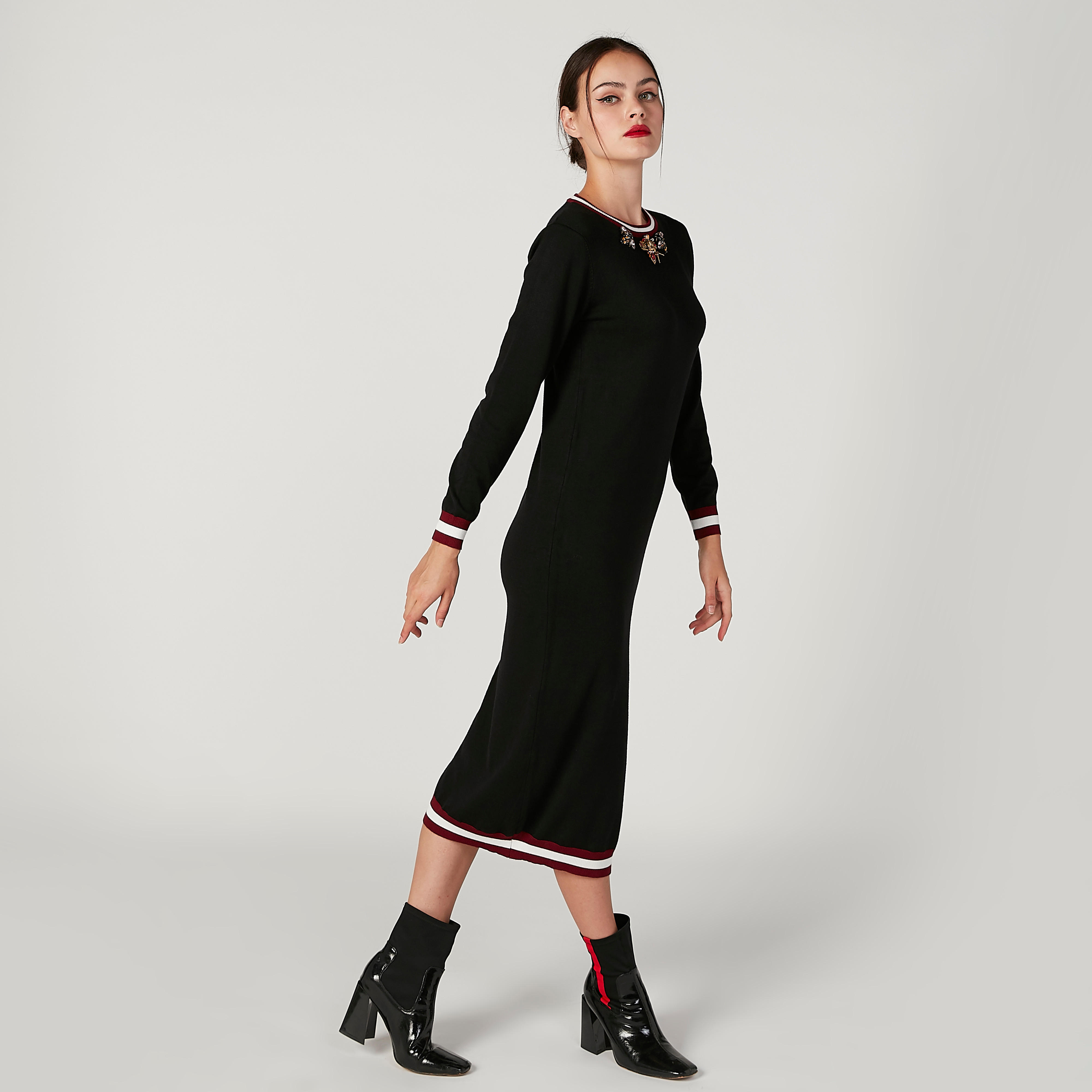 فستان ميدي بقصّة ضيّقة وأكمام طويلة وتزيينات-women-clothing-dresses-image-5