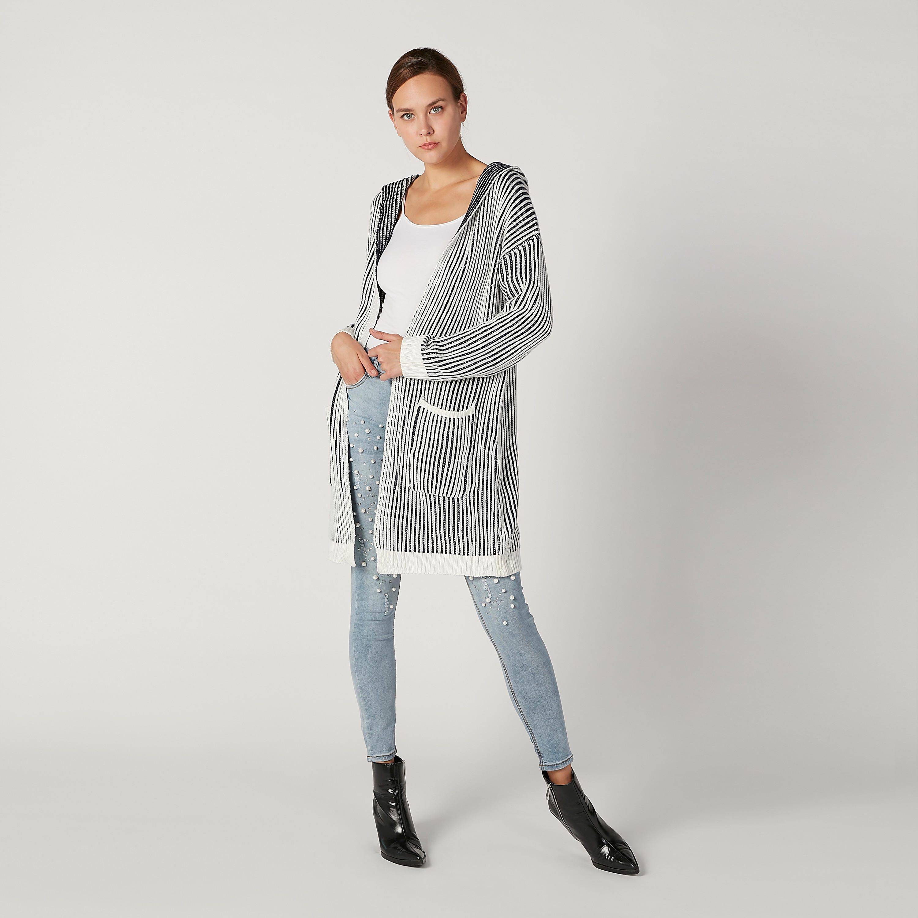 2Xtremz Skinny Fit Full Length Distressed Jeans with Pocket and Pearl Detail-women-clothing-bottoms-jeans-image-2