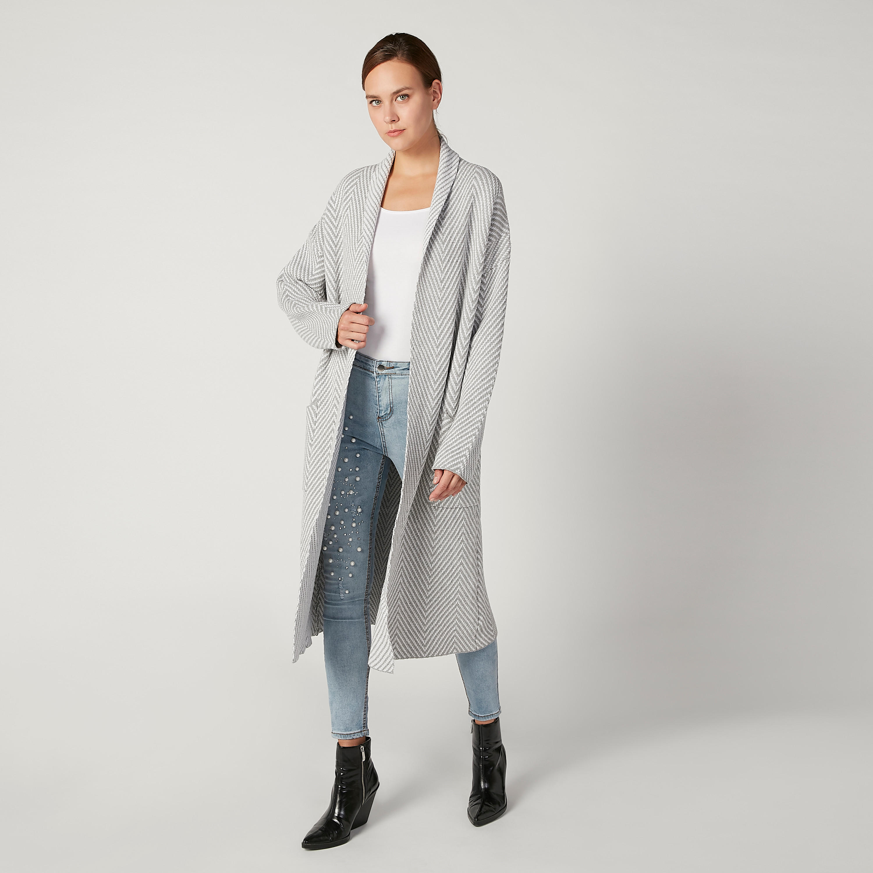 كارديجان طويل بارز الملمس بأكمام طويلة وجيوب-women-winterwear-cardigansandjumpers-cardigans-image-1