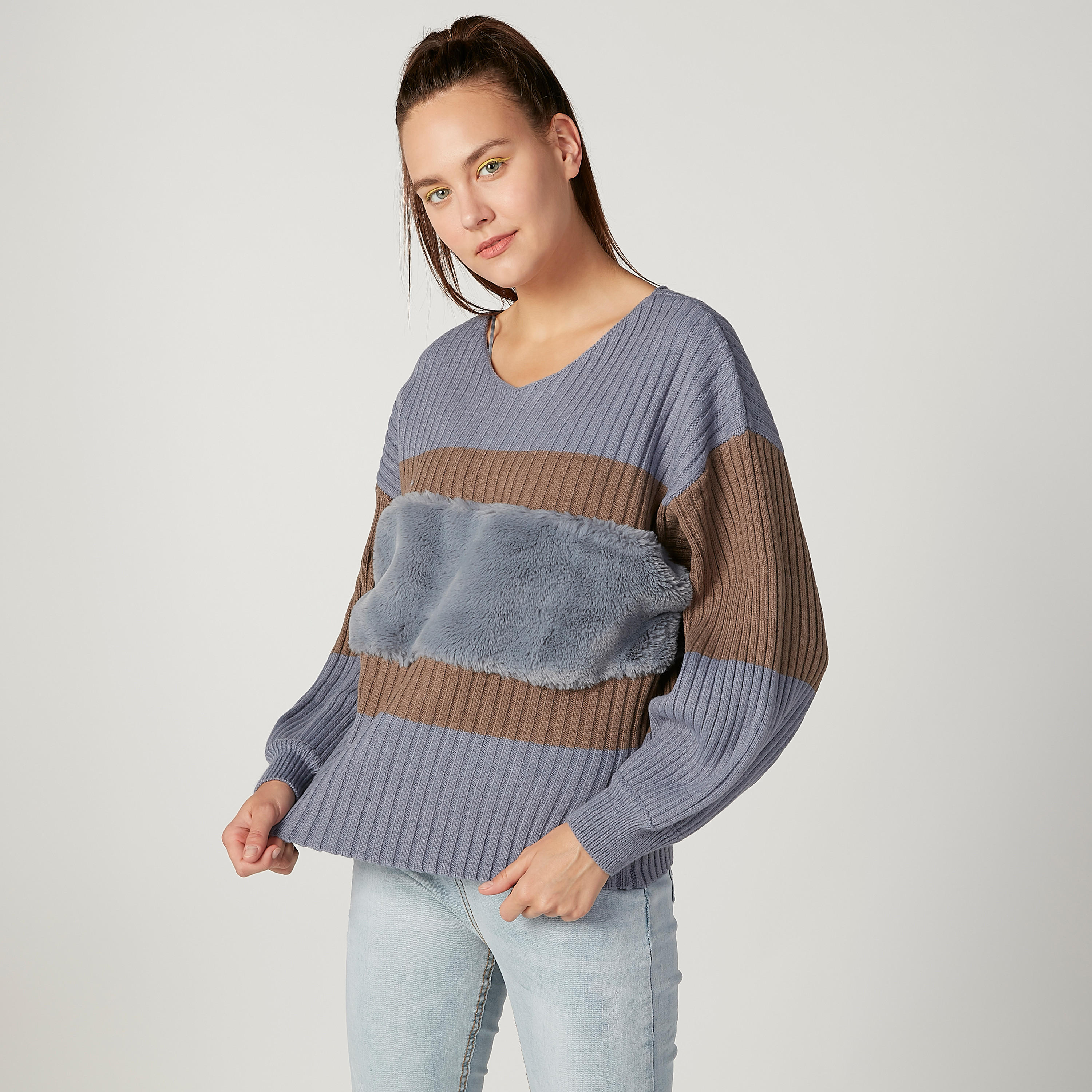 Textured Sweater with Round Neck and Long Sleeves-women-clothing-cardigansandjumpers-jumpers-image-1