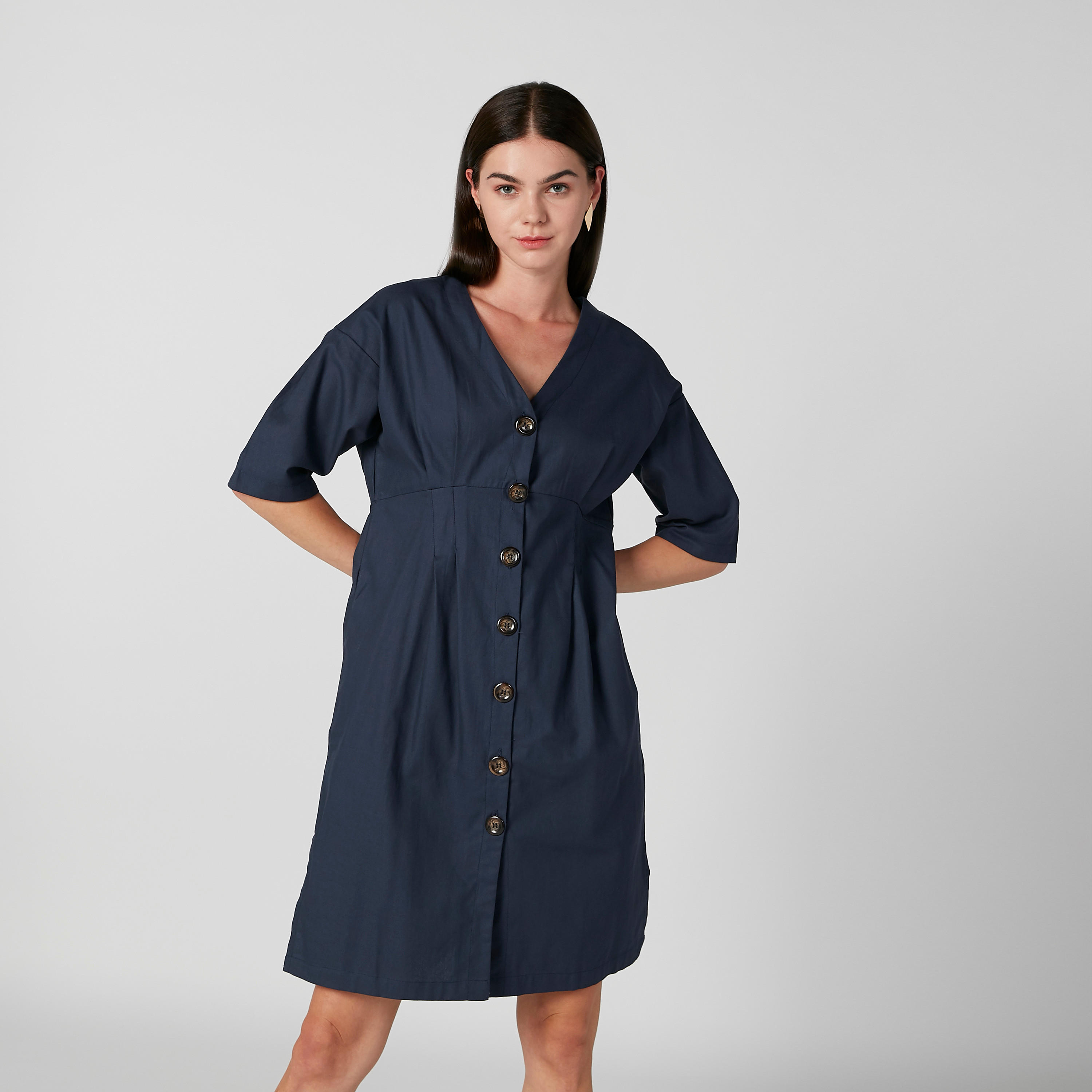 فستان قميص ميدي سادة بأكمام قصيرة-women-clothing-dresses-image-1