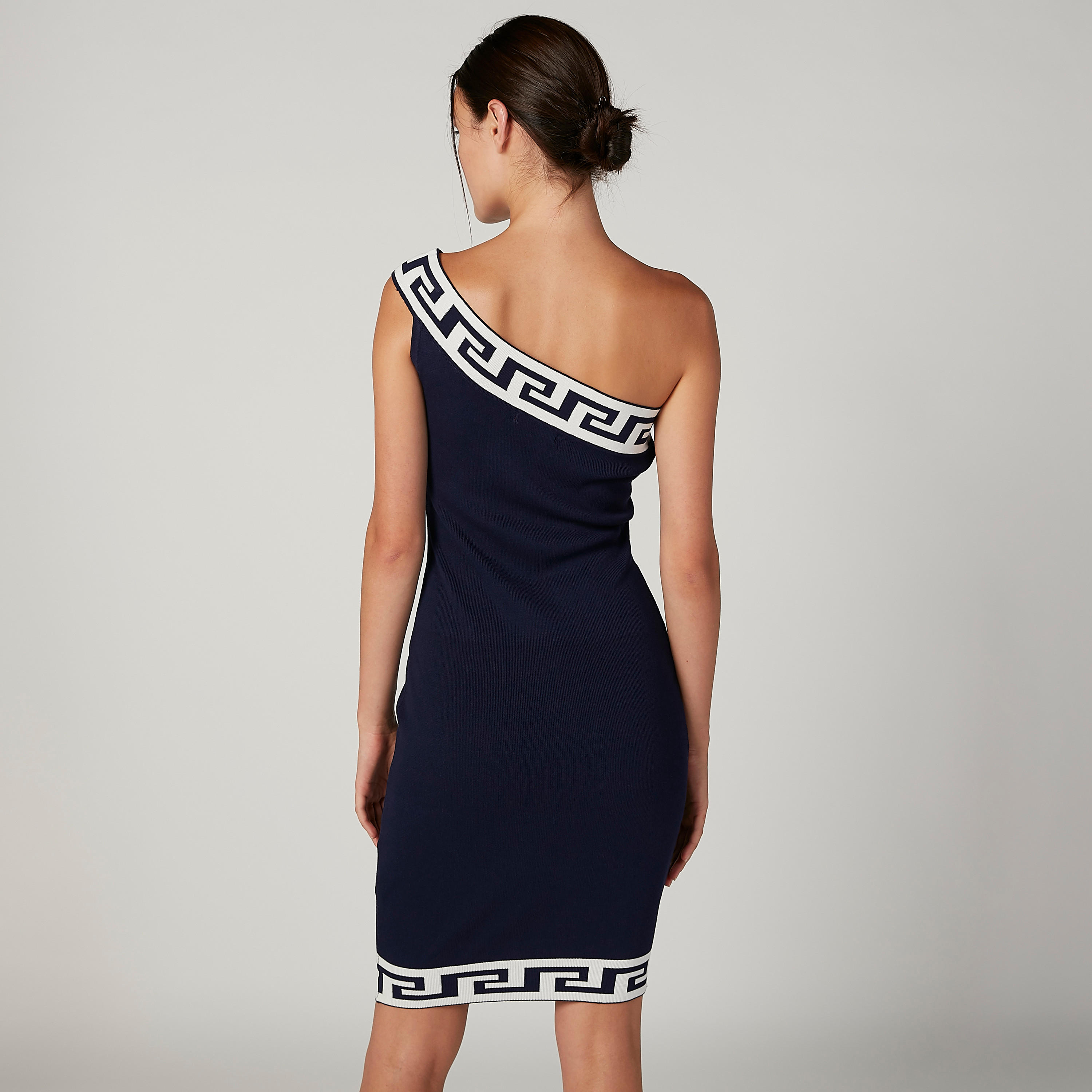 فستان ميدي دون أكمام بقصّة ضيّقة وطبعات-women-clothing-dresses-image-2