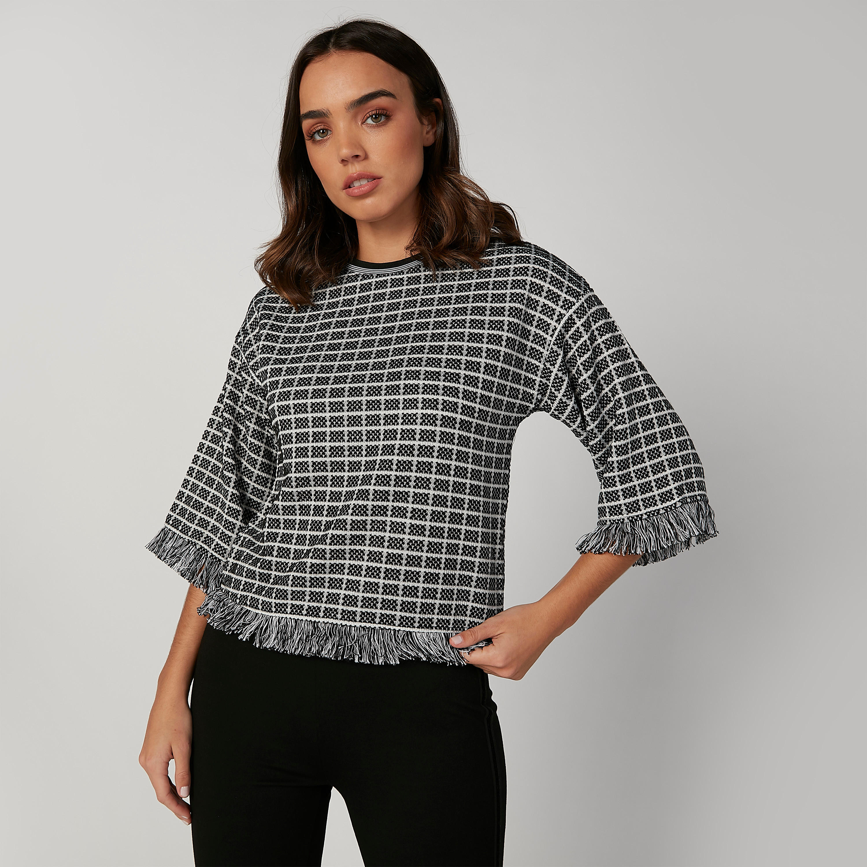 بلوزة كاروهات بياقة مستديرة وأكمام 3/4 وشراشيب-women-clothing-shirtsandblouses-blouses-image-1