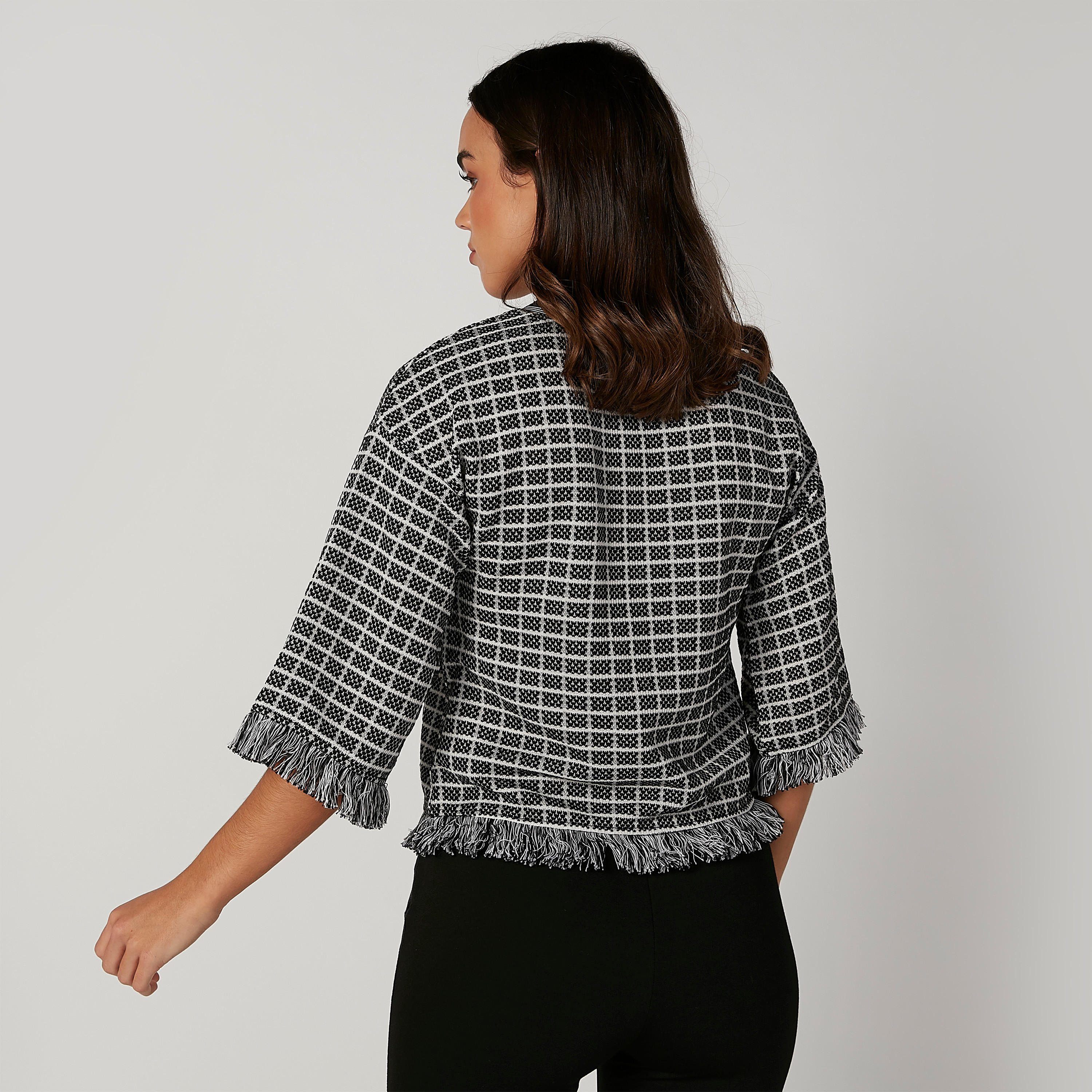 بلوزة كاروهات بياقة مستديرة وأكمام 3/4 وشراشيب-women-clothing-shirtsandblouses-blouses-image-2