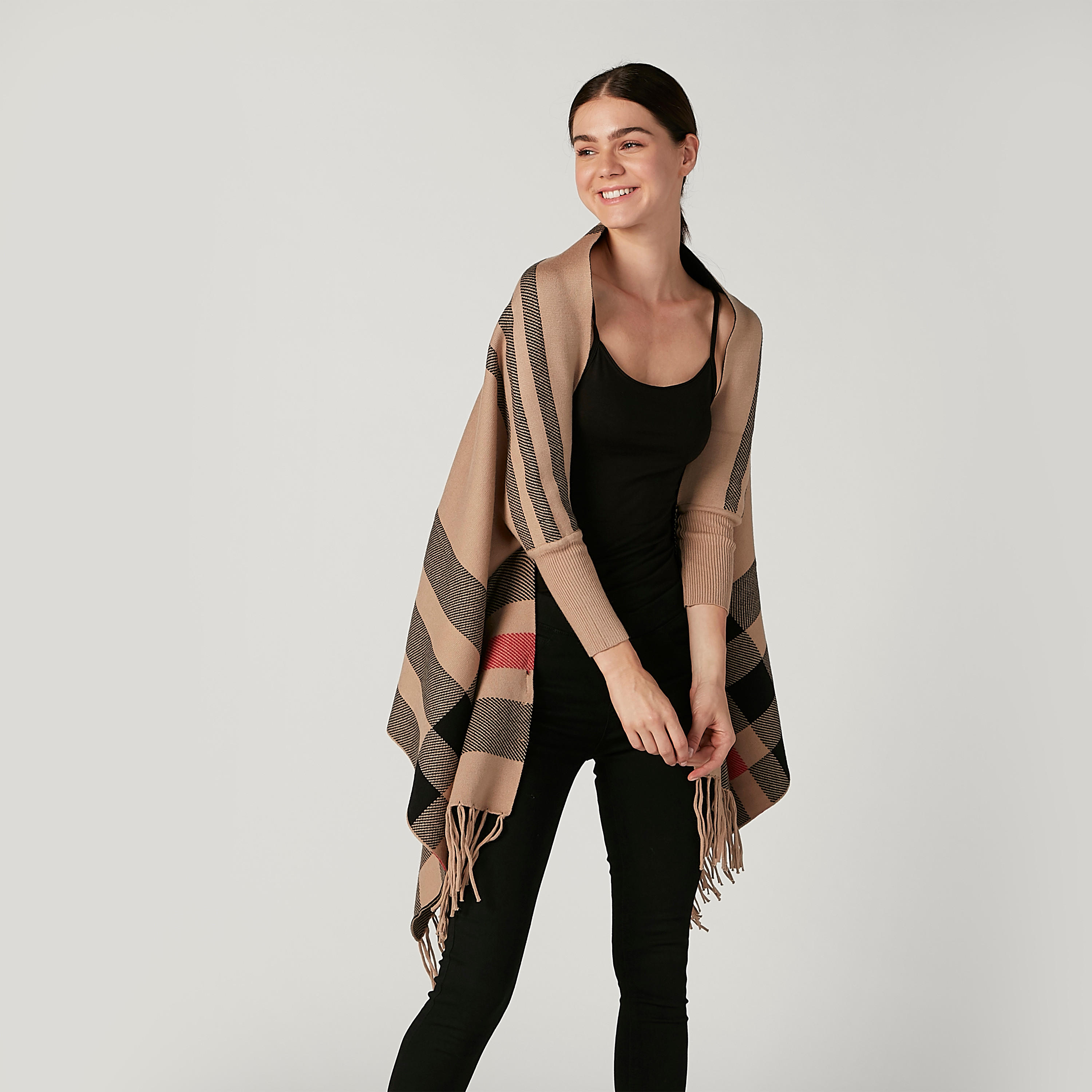 كارديجان كاروهات بقصّة واسعة وأكمام طويلة بشراشيب-women-winterwear-cardigansandjumpers-cardigans-image-1