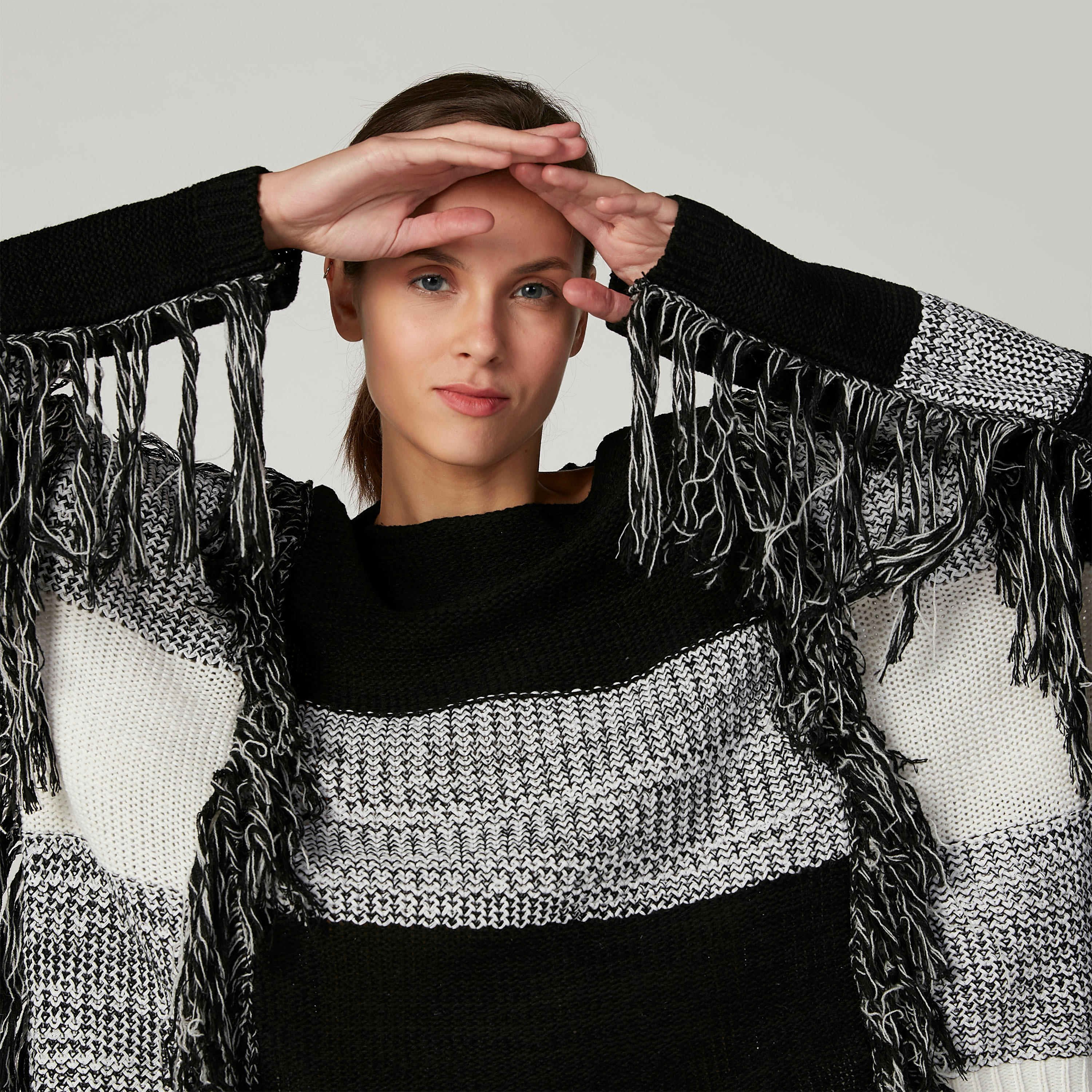 كنزة قفطان بارزة الملمس بقصّة واسعة وأكمام طويلة وشراشيب-women-clothing-cardigansandjumpers-jumpers-image-3