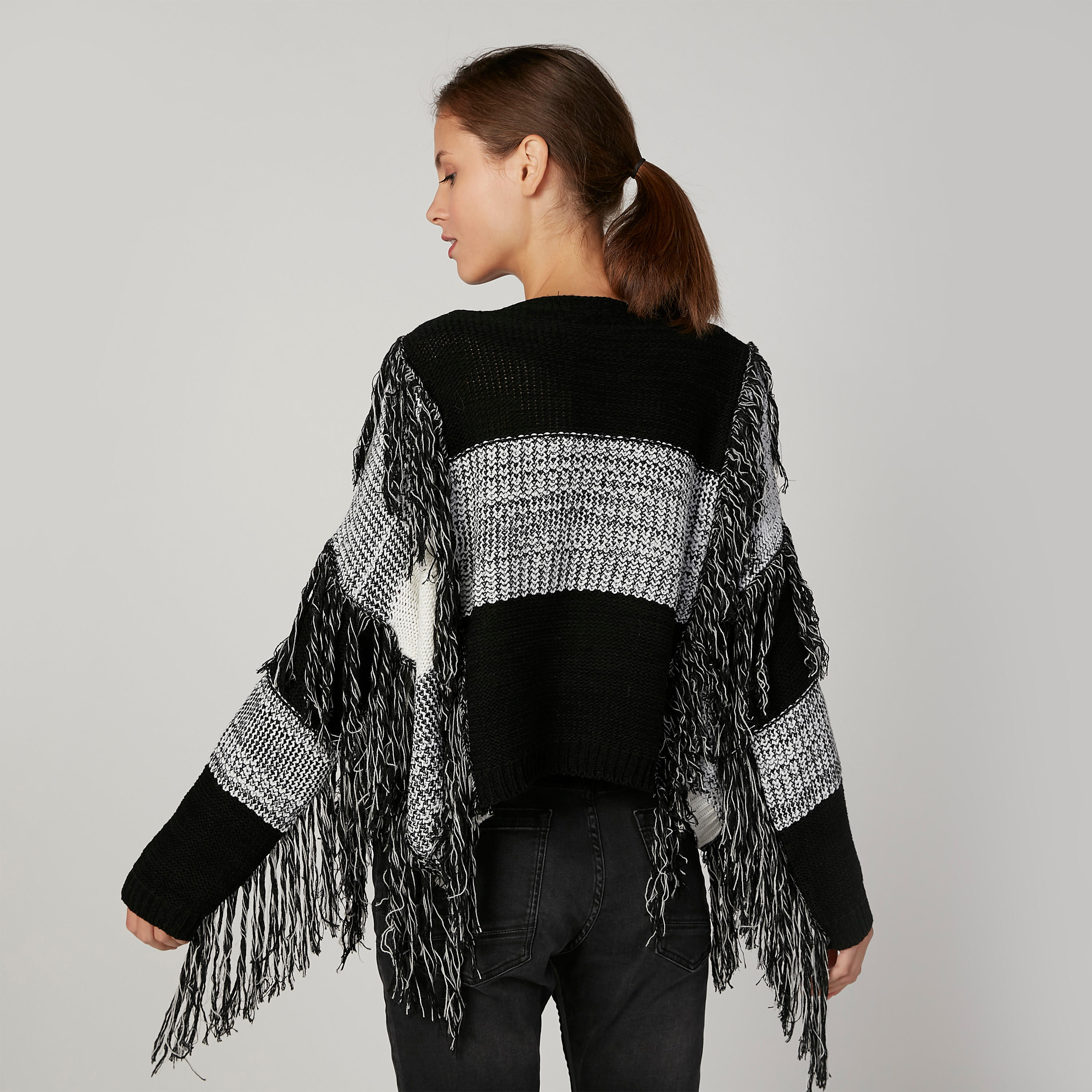 كنزة قفطان بارزة الملمس بقصّة واسعة وأكمام طويلة وشراشيب-women-clothing-cardigansandjumpers-jumpers-image-4