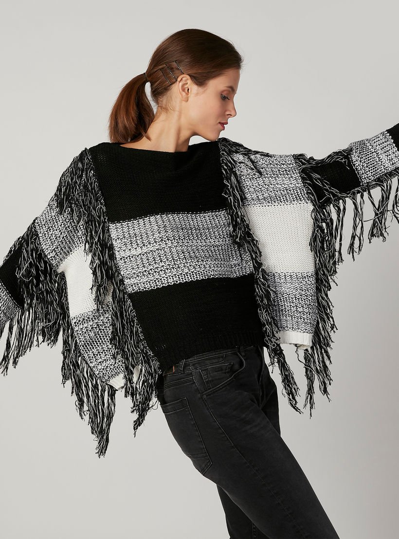 كنزة قفطان بارزة الملمس بقصّة واسعة وأكمام طويلة وشراشيب-women-clothing-cardigansandjumpers-jumpers-image-5