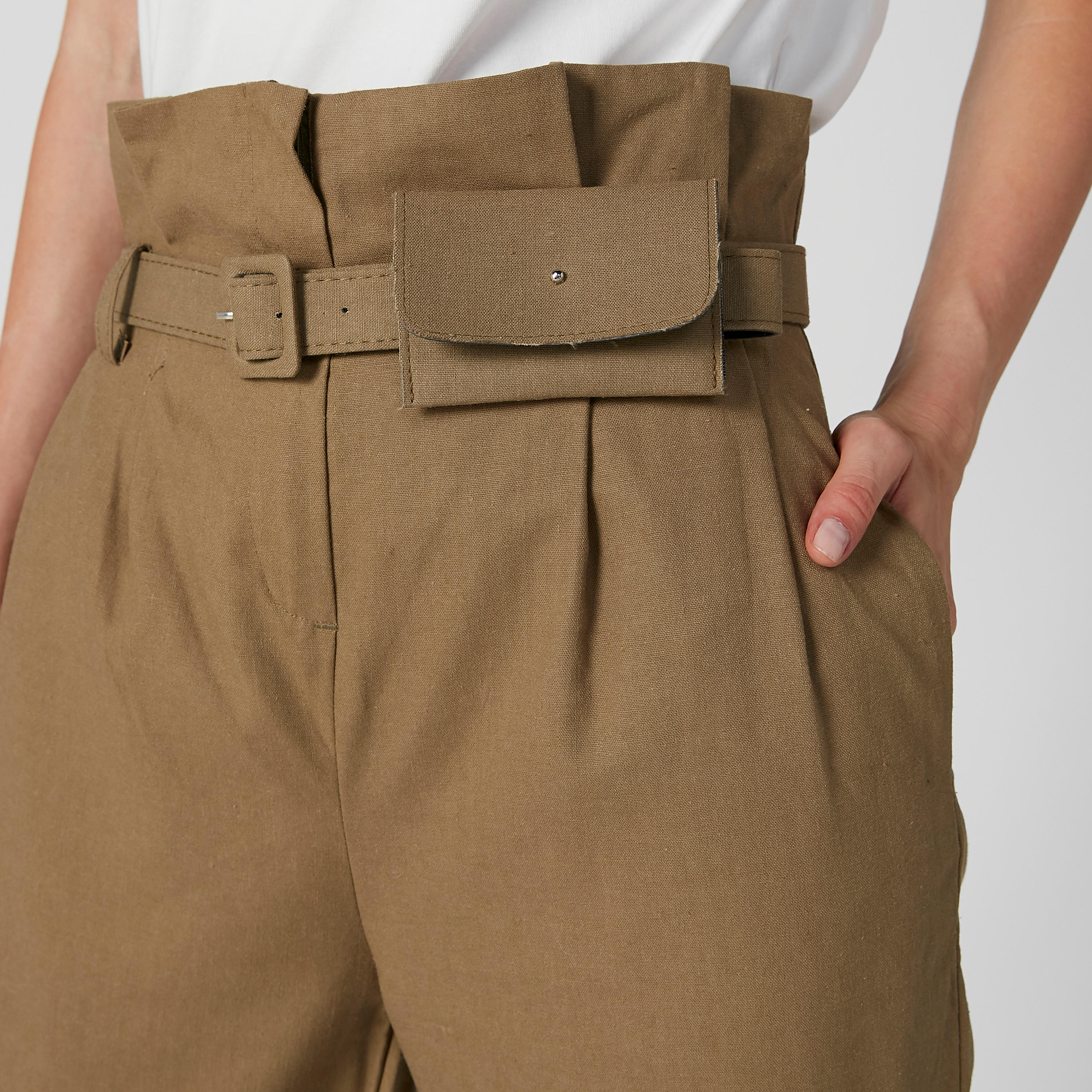 بنطلون سادة بخصر بيبرباج وجيوب-women-clothing-bottoms-trousers-image-3