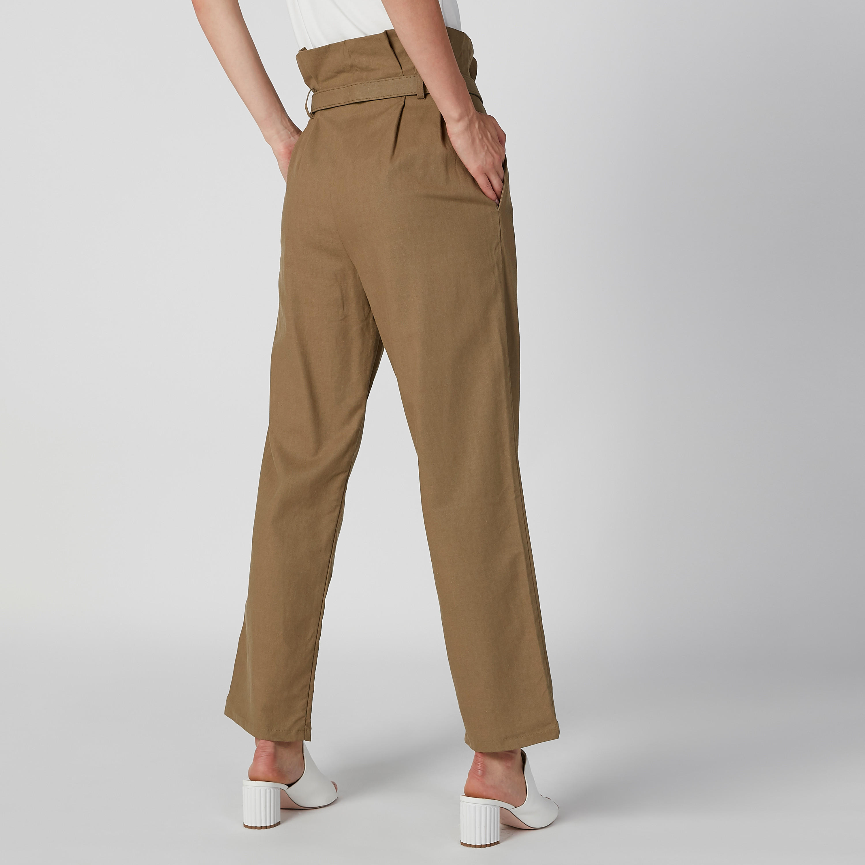 بنطلون سادة بخصر بيبرباج وجيوب-women-clothing-bottoms-trousers-image-4