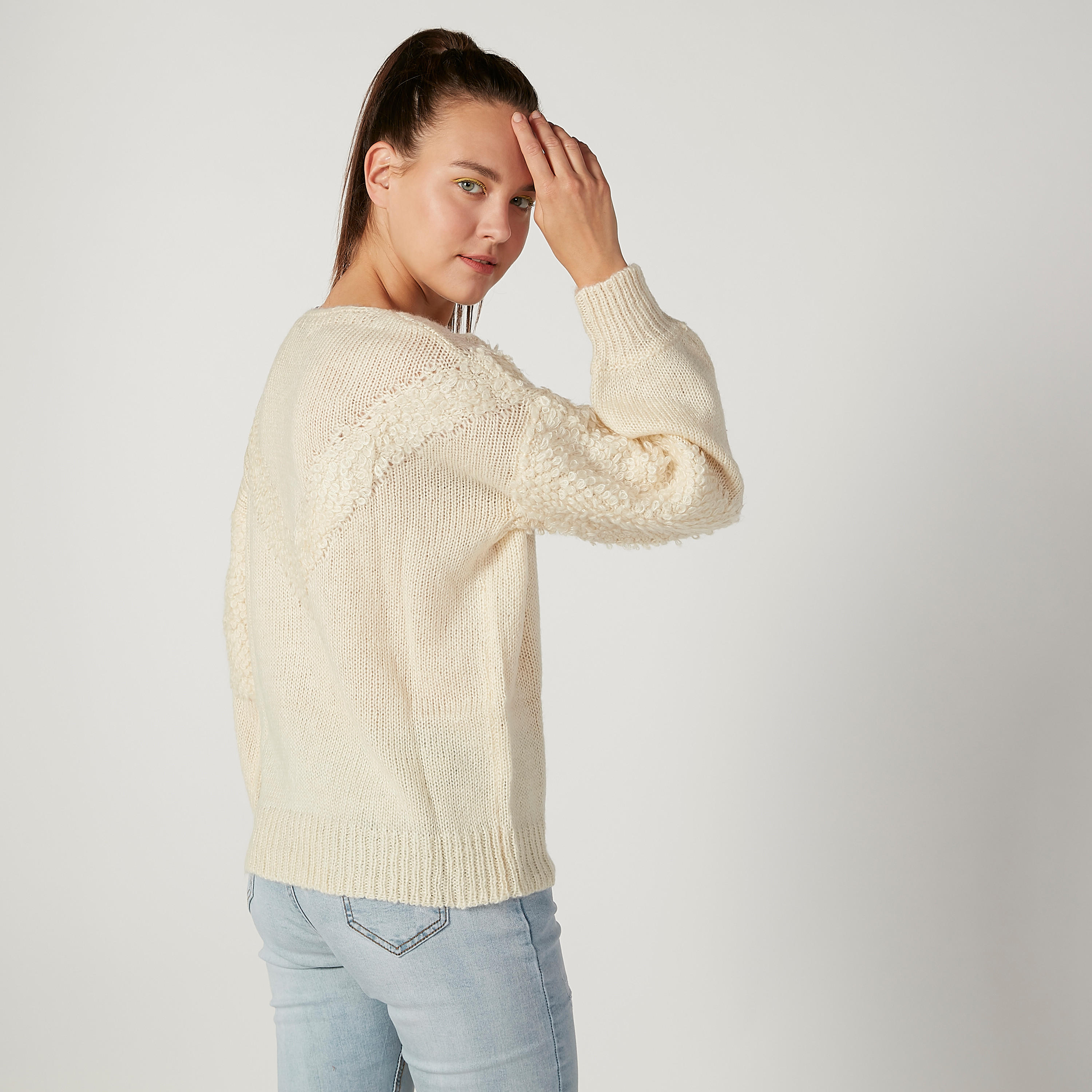 كنزة بارزة الملمس بياقة مستديرة وأكمام طويلة-women-clothing-cardigansandjumpers-jumpers-image-4