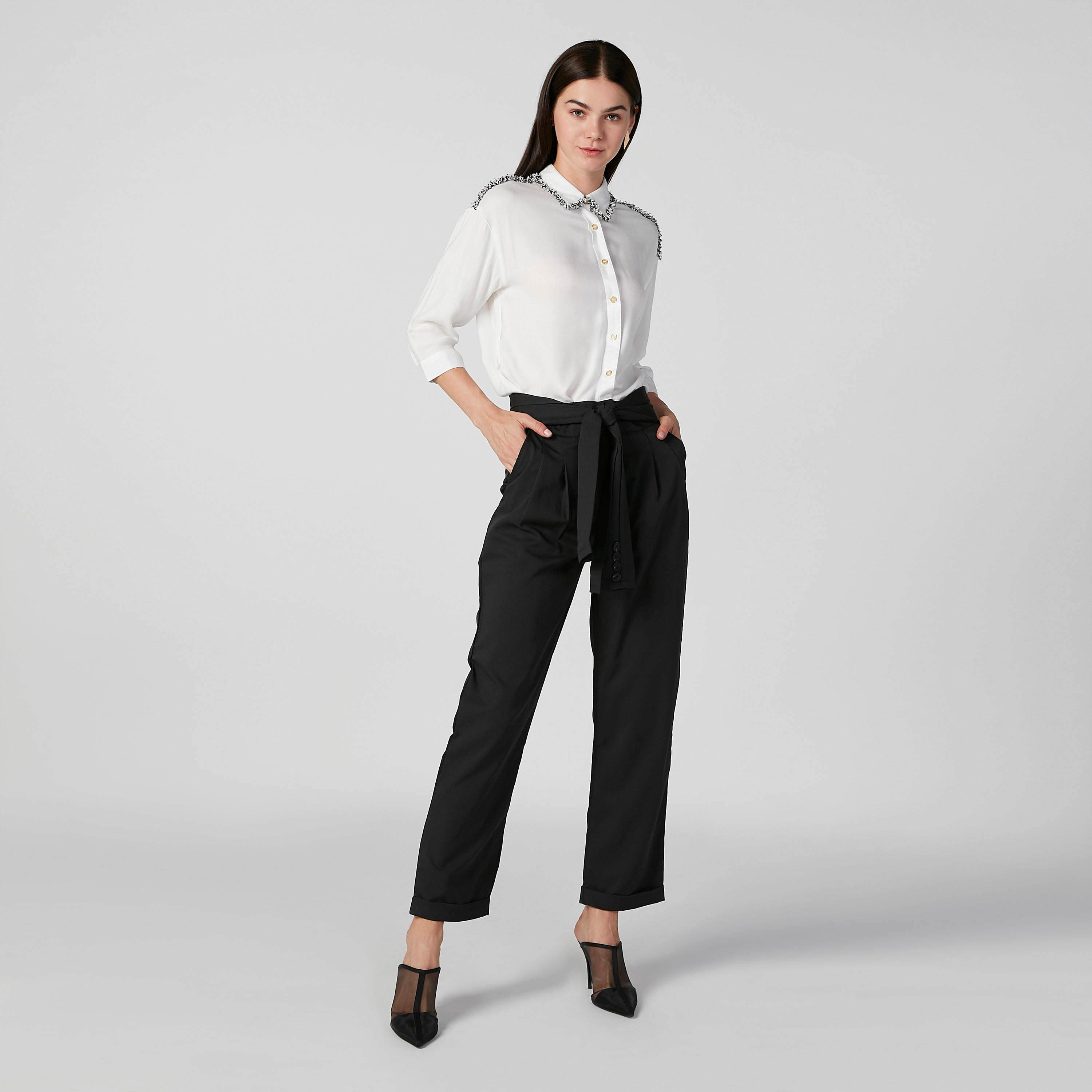 بنطلون سادة بخصر متوسط الارتفاع وجيوب وأربطة-women-clothing-bottoms-trousers-image-2