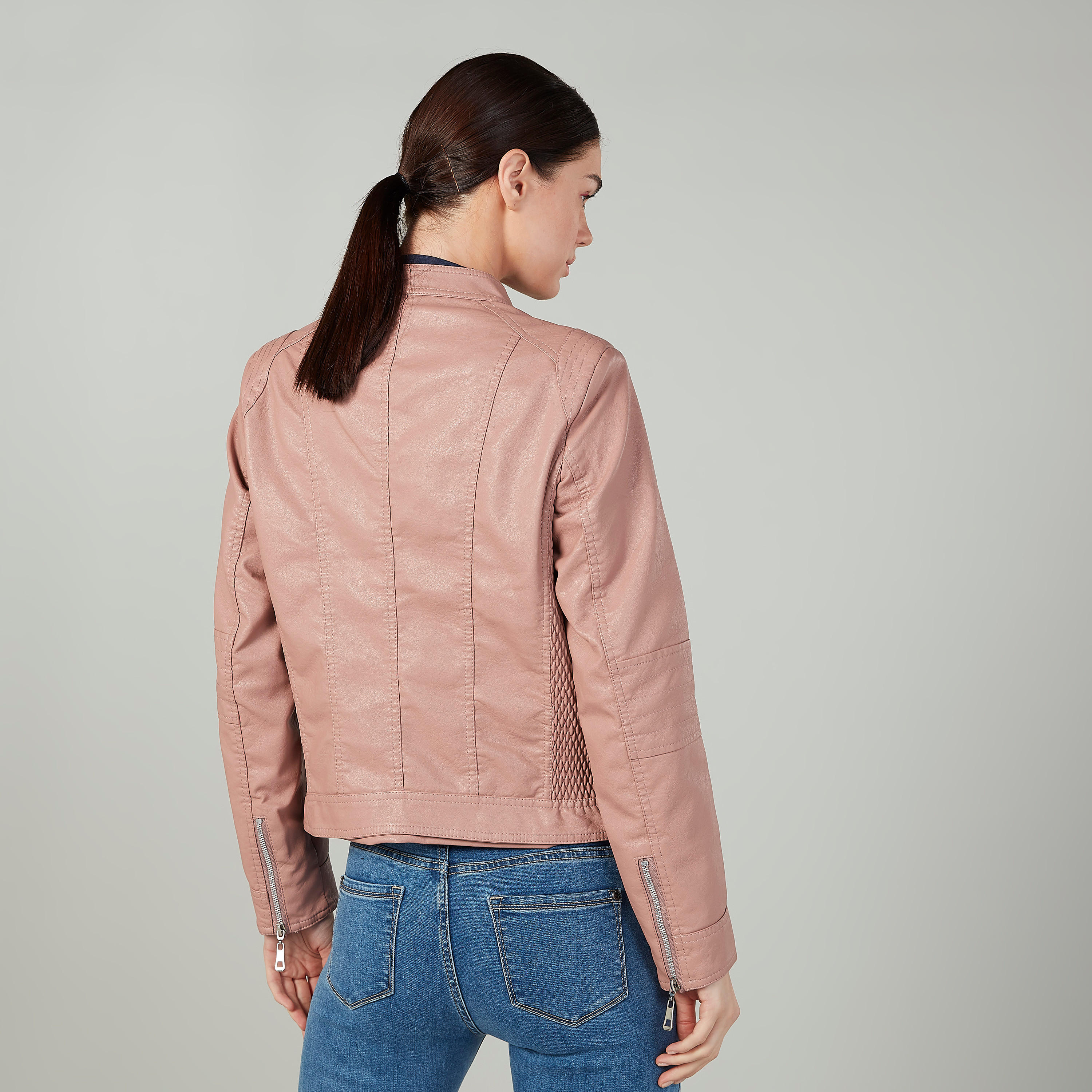 جاكيت بايكر بارز الملمس بأكمام طويلة وتفاصيل جيوب-women-winterwear-coatsandjackets-jackets-image-4