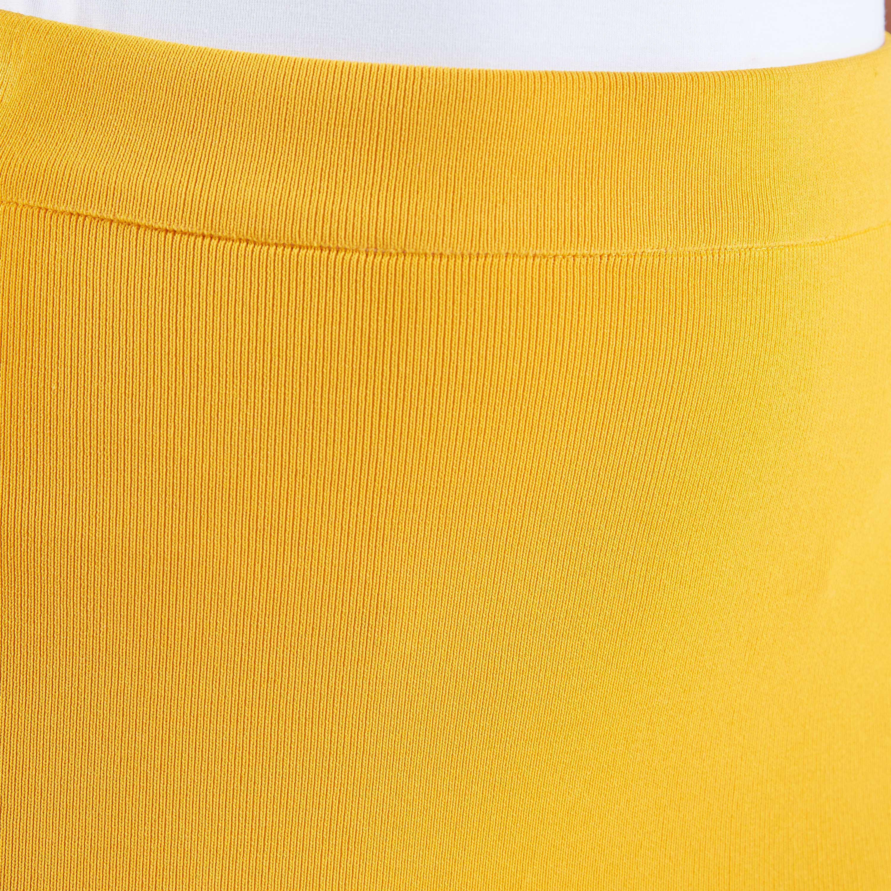 تنورة سادة متوسطة الطول بقصّة ضيّقة وخصر مطّاطي-women-clothing-bottoms-skirts-image-3