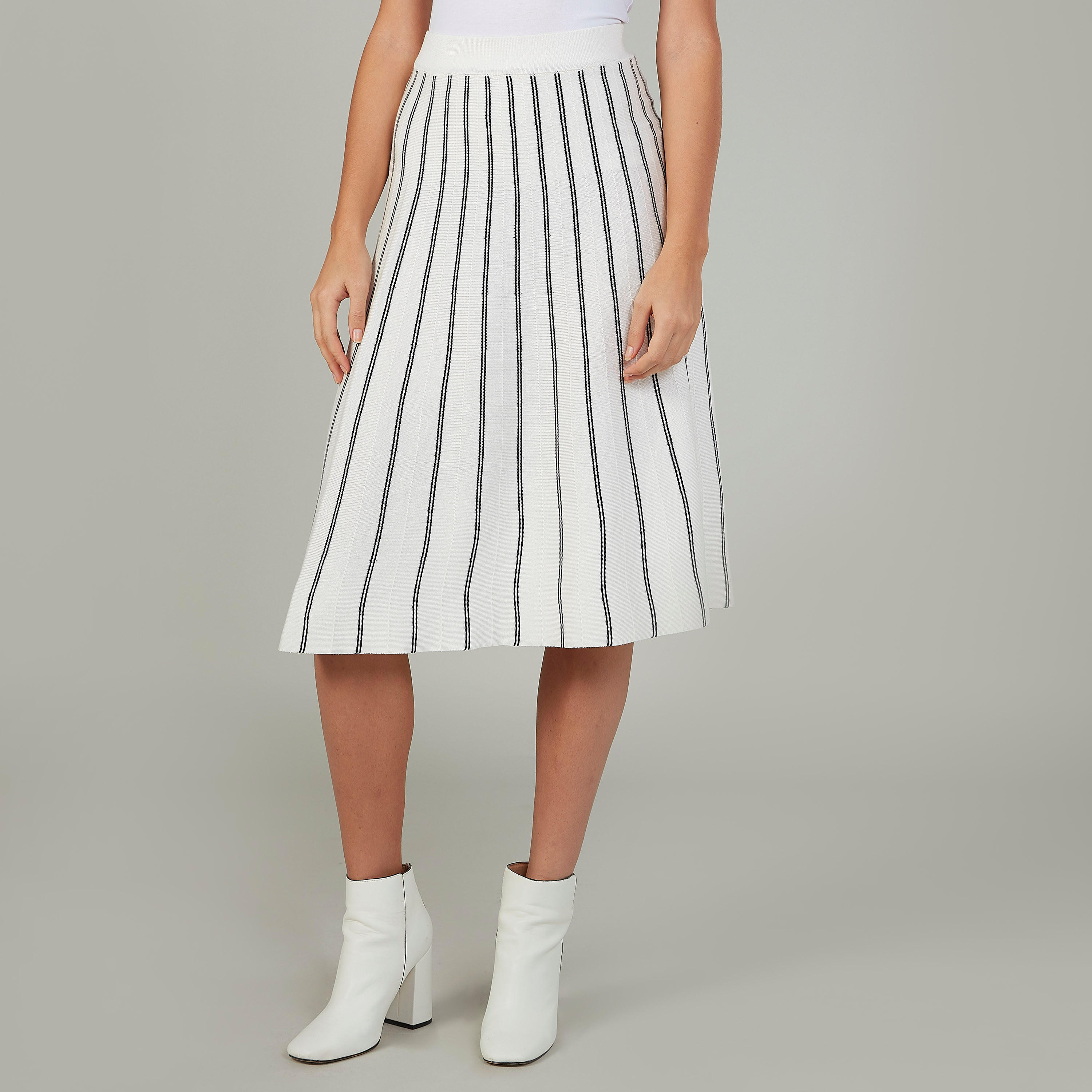 تنورة مقلّمة إيه لاين متوسطة الطول بخصر مطّاطي-women-clothing-bottoms-skirts-image-1