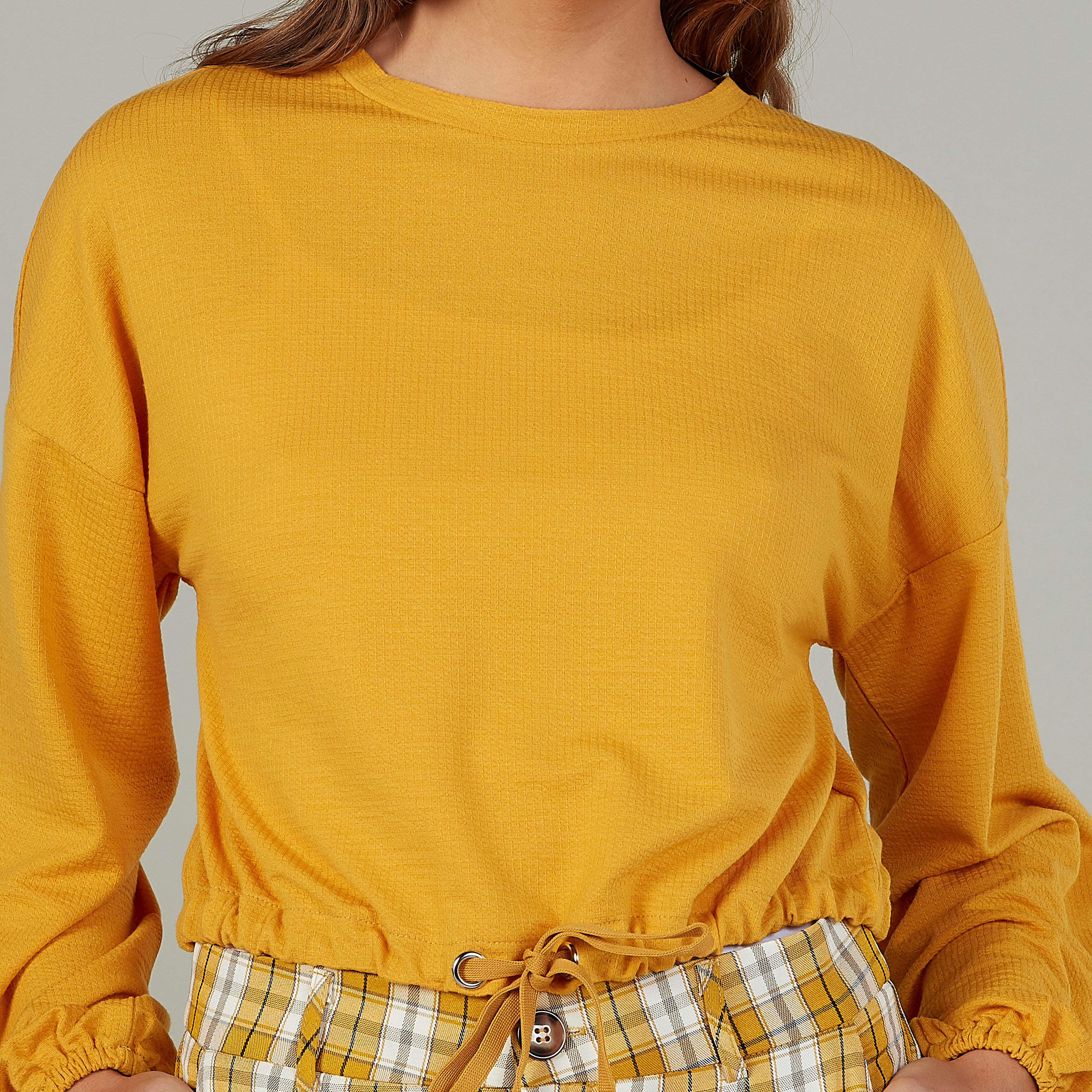 بلوزة سادة بأكمام بيشوب وياقة ضيقة-women-clothing-shirtsandblouses-blouses-image-3