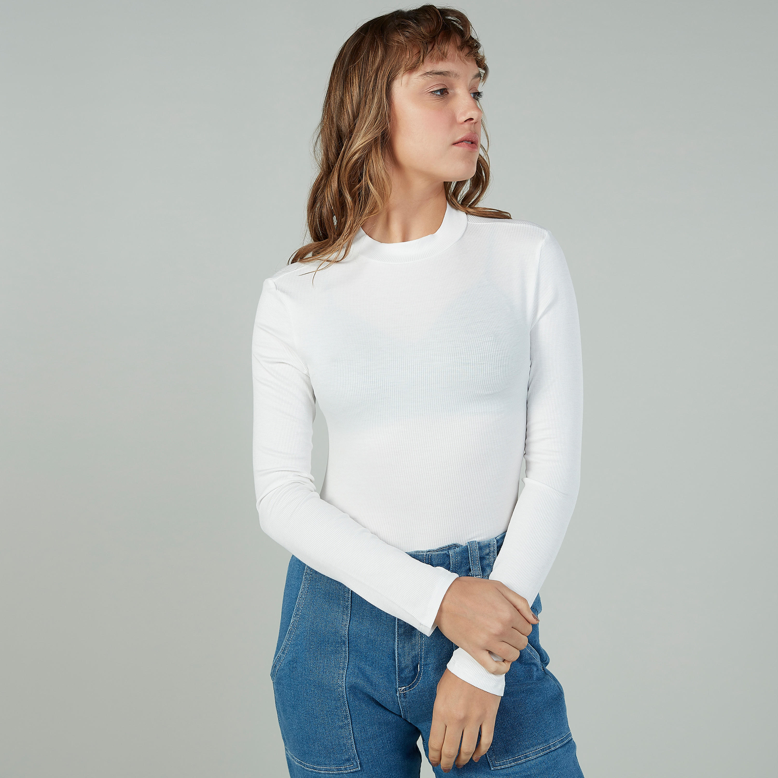تيشيرت سادة بياقة ضيّقة وأكمام طويلة-women-clothing-tshirts-image-3