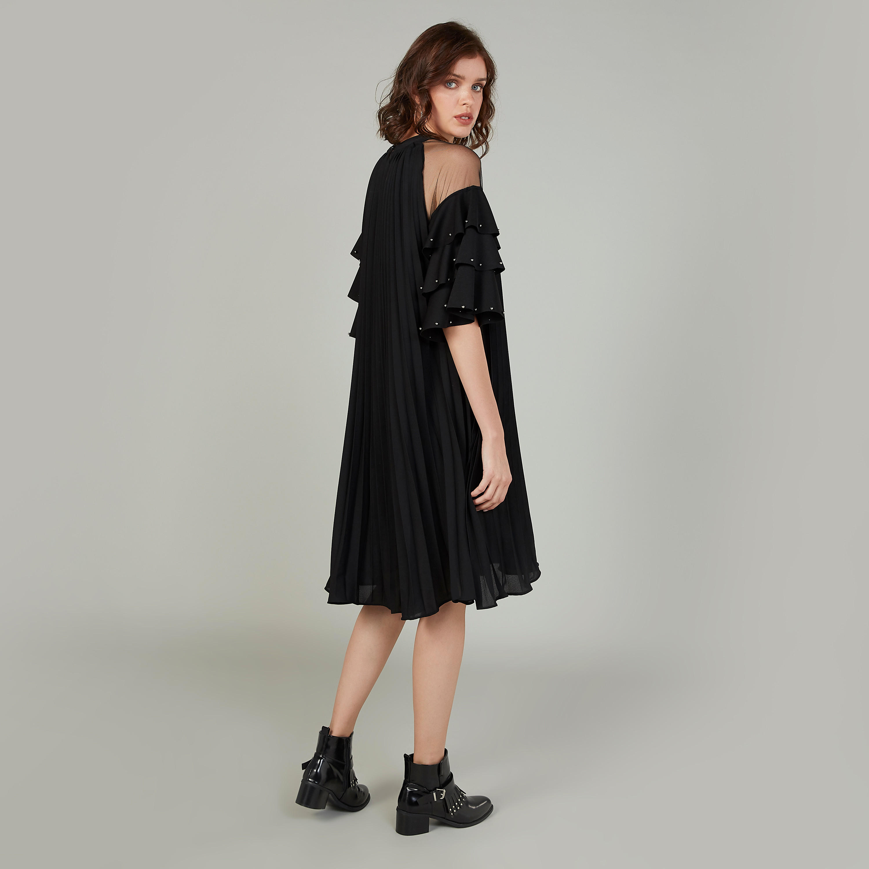 فستان ميدي ايه لاين بارز الملمس بياقة مستديرة وأكمام بتفاصيل كشكش-women-clothing-dresses-image-4