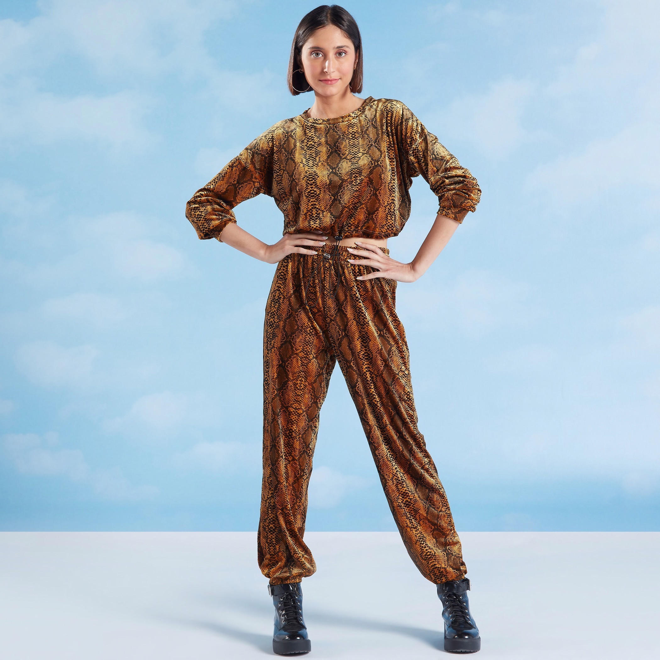 بنطلون بخصر مطّاطي مرن وطبعات حيوانات-women-clothing-bottoms-trousers-image-2