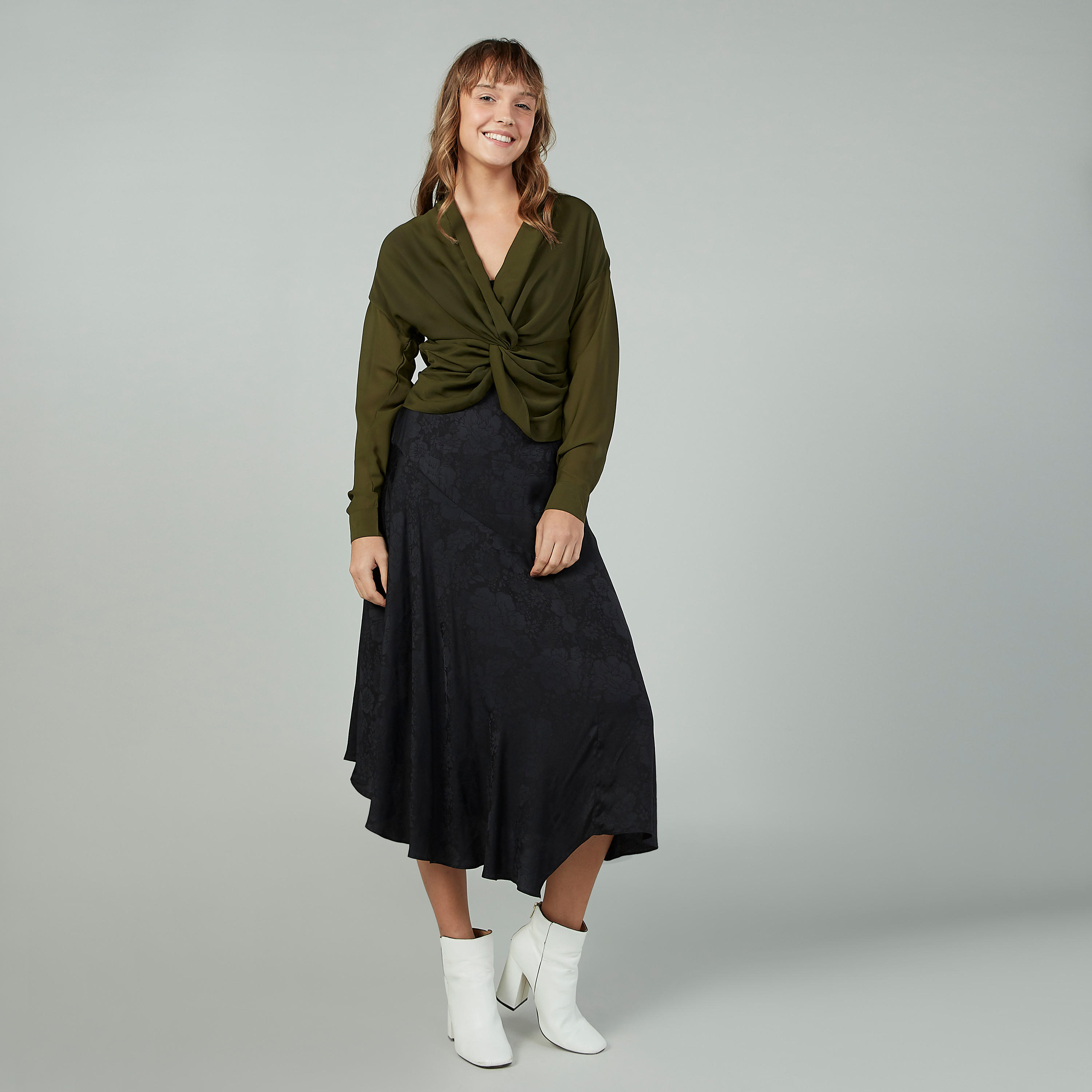 Plain Top with V-neck and Long Sleeves-women-clothing-shirtsandblouses-blouses-image-11