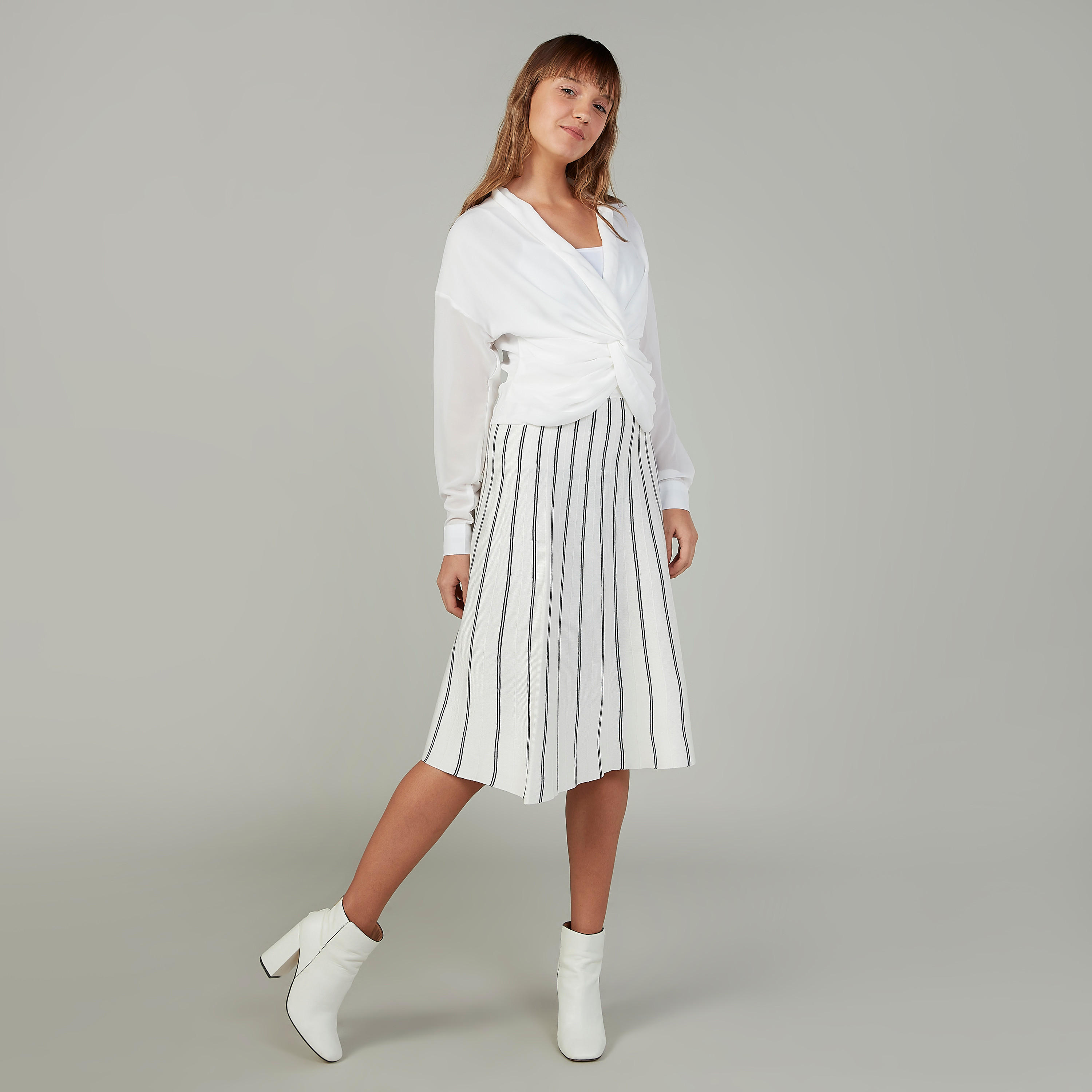 Plain Top with V-neck and Long Sleeves-women-clothing-shirtsandblouses-blouses-image-2