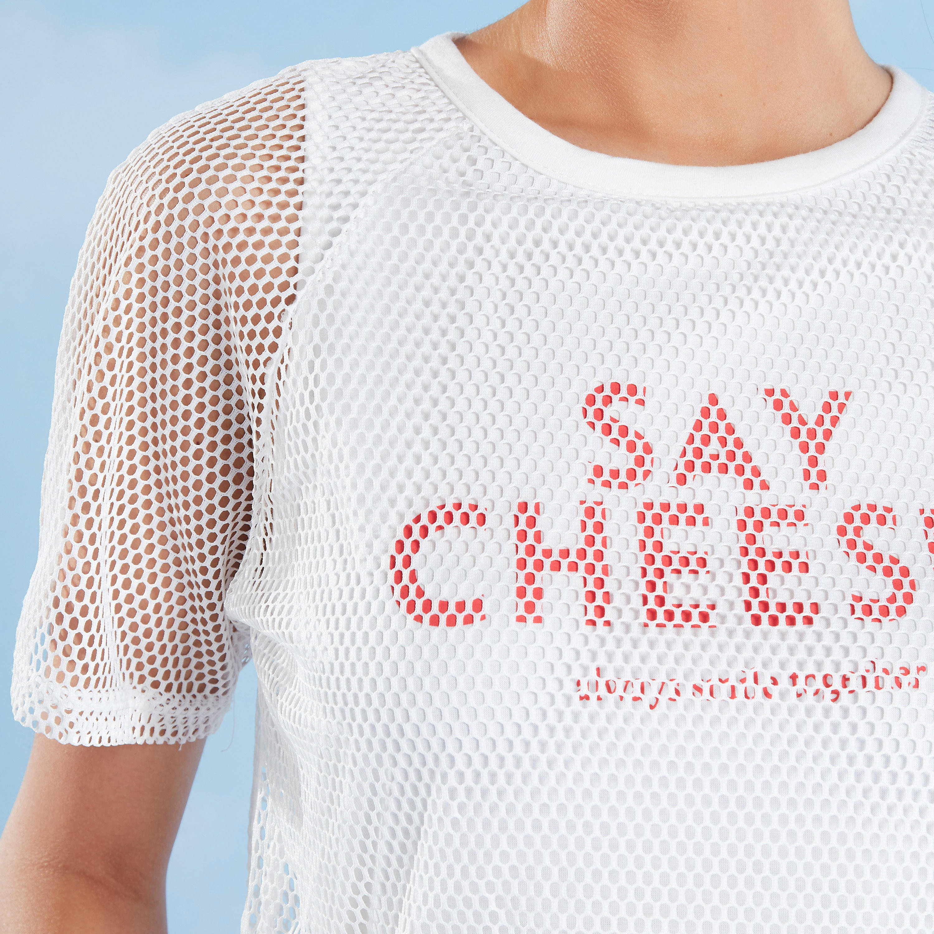 تيشيرت بارز الملمس بياقة مستديرة وأكمام قصيرة-women-clothing-tshirts-image-3