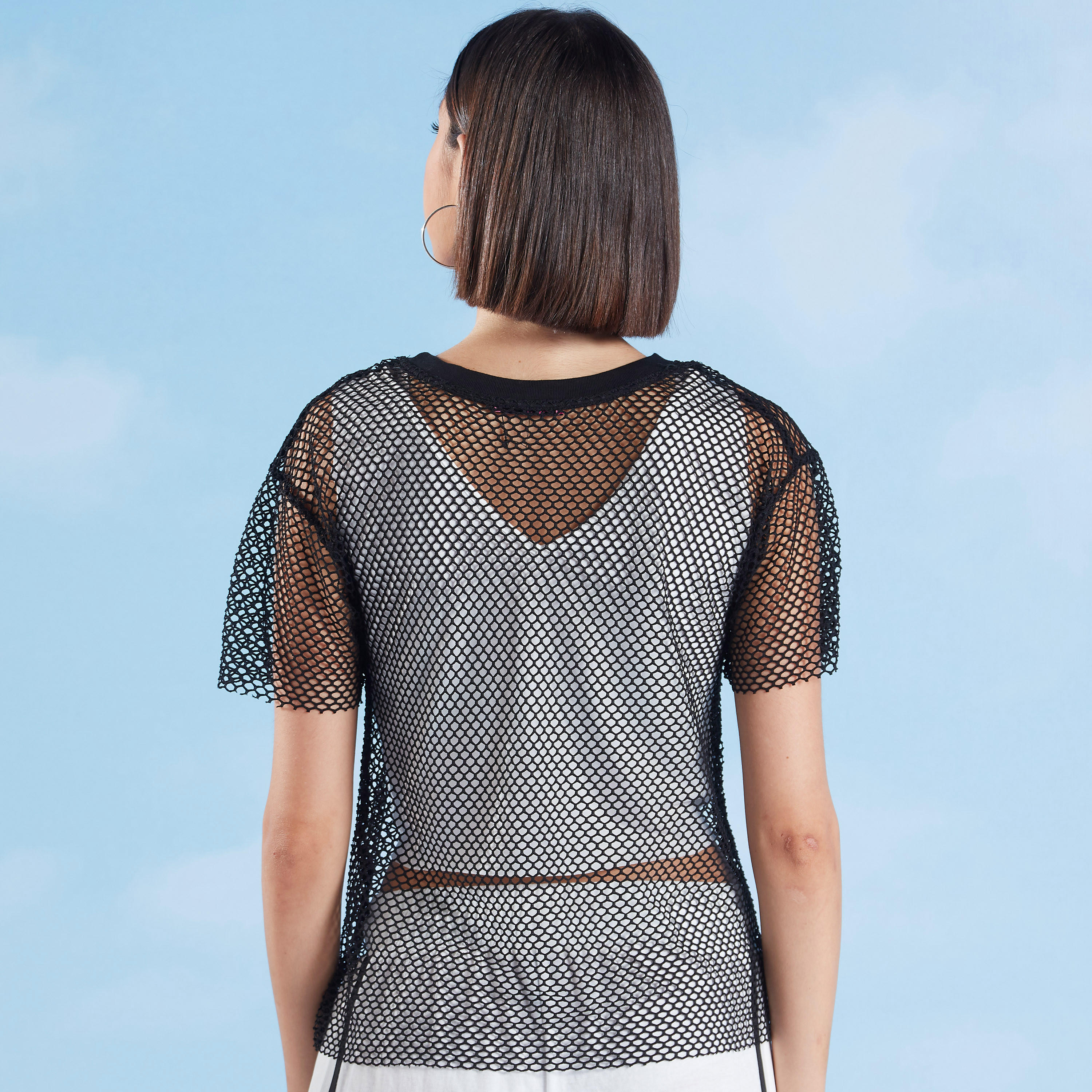 تيشيرت بارز الملمس بياقة ضيّقة وأكمام قصيرة-women-clothing-tshirts-image-4