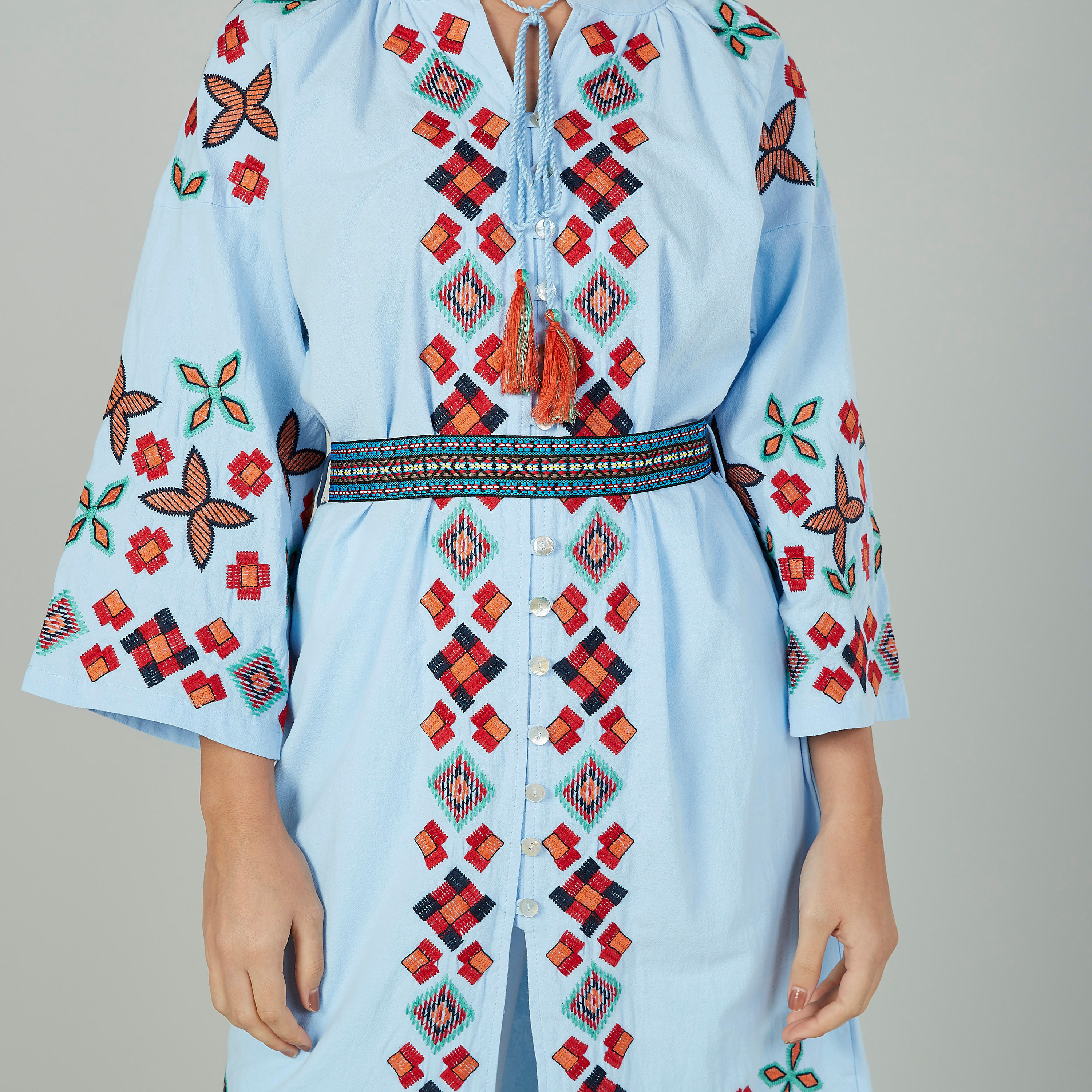 بلوزة تونيك مطرّزة بأكمام طويلة وأربطة-women-clothing-dresses-image-2