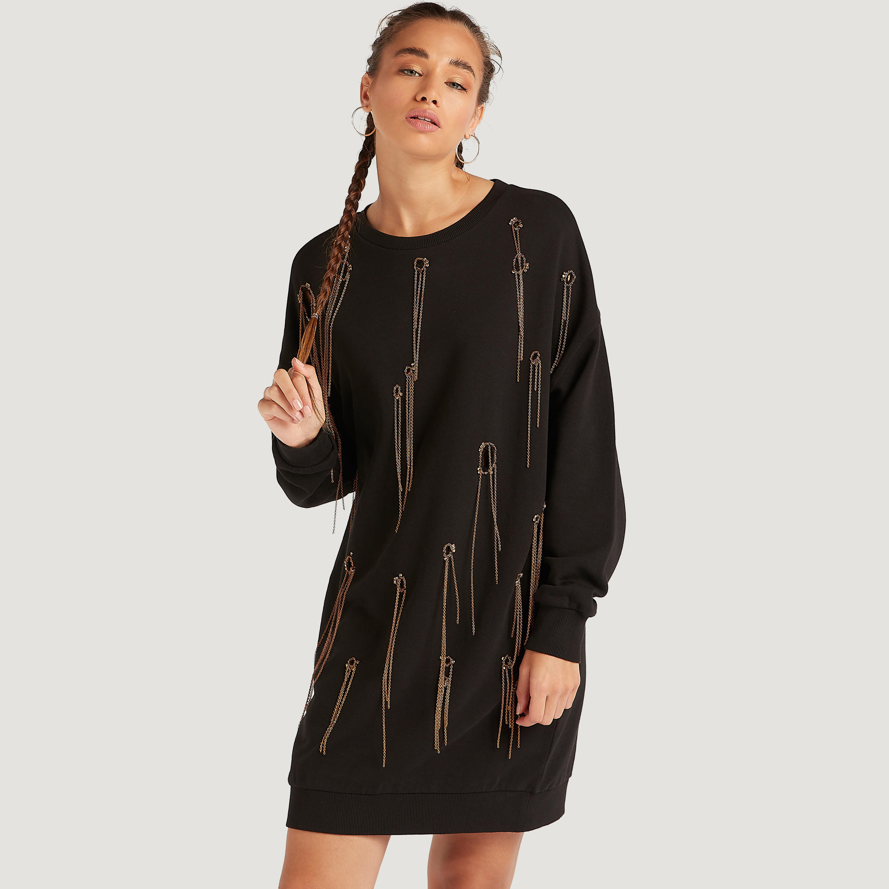 فستان تيشيرت قصير بياقة مستديرة مزيّن بأكمام طويلة من تو إكستريمز-women-clothing-dresses-image-1