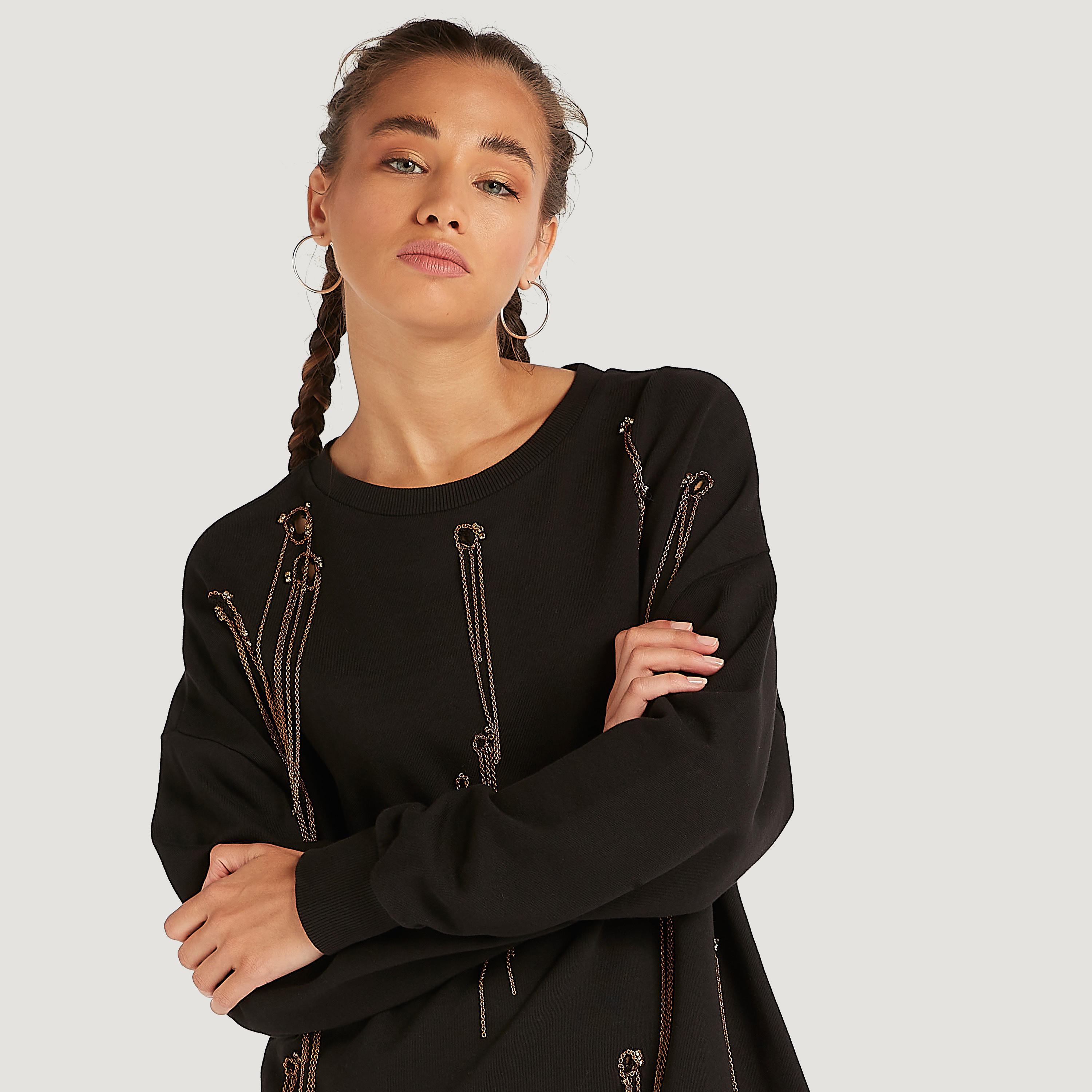فستان تيشيرت قصير بياقة مستديرة مزيّن بأكمام طويلة من تو إكستريمز-women-clothing-dresses-image-5