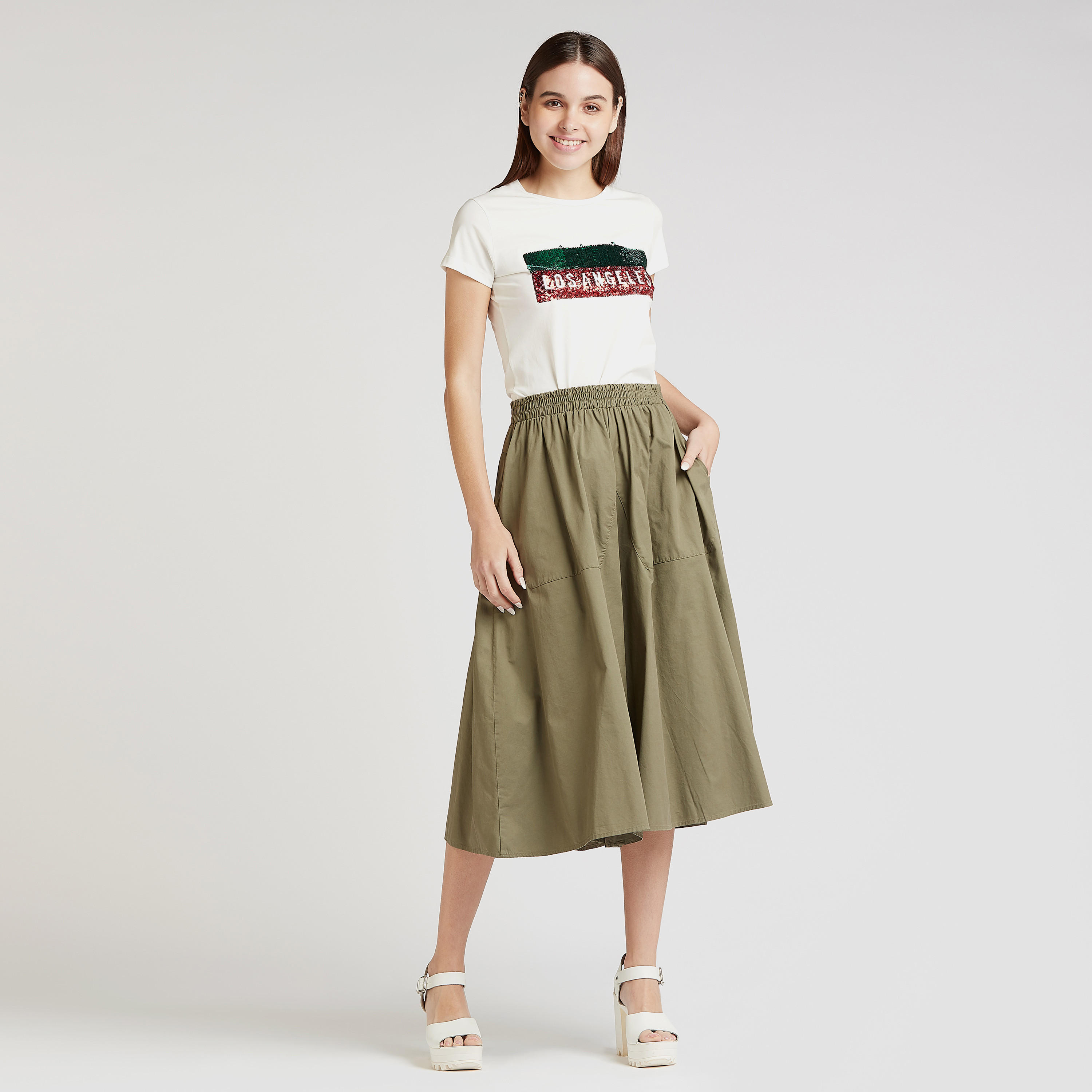 تيشيرت مزين بياقة ضيقة وأكمام قصيرة-women-clothing-tshirts-image-2