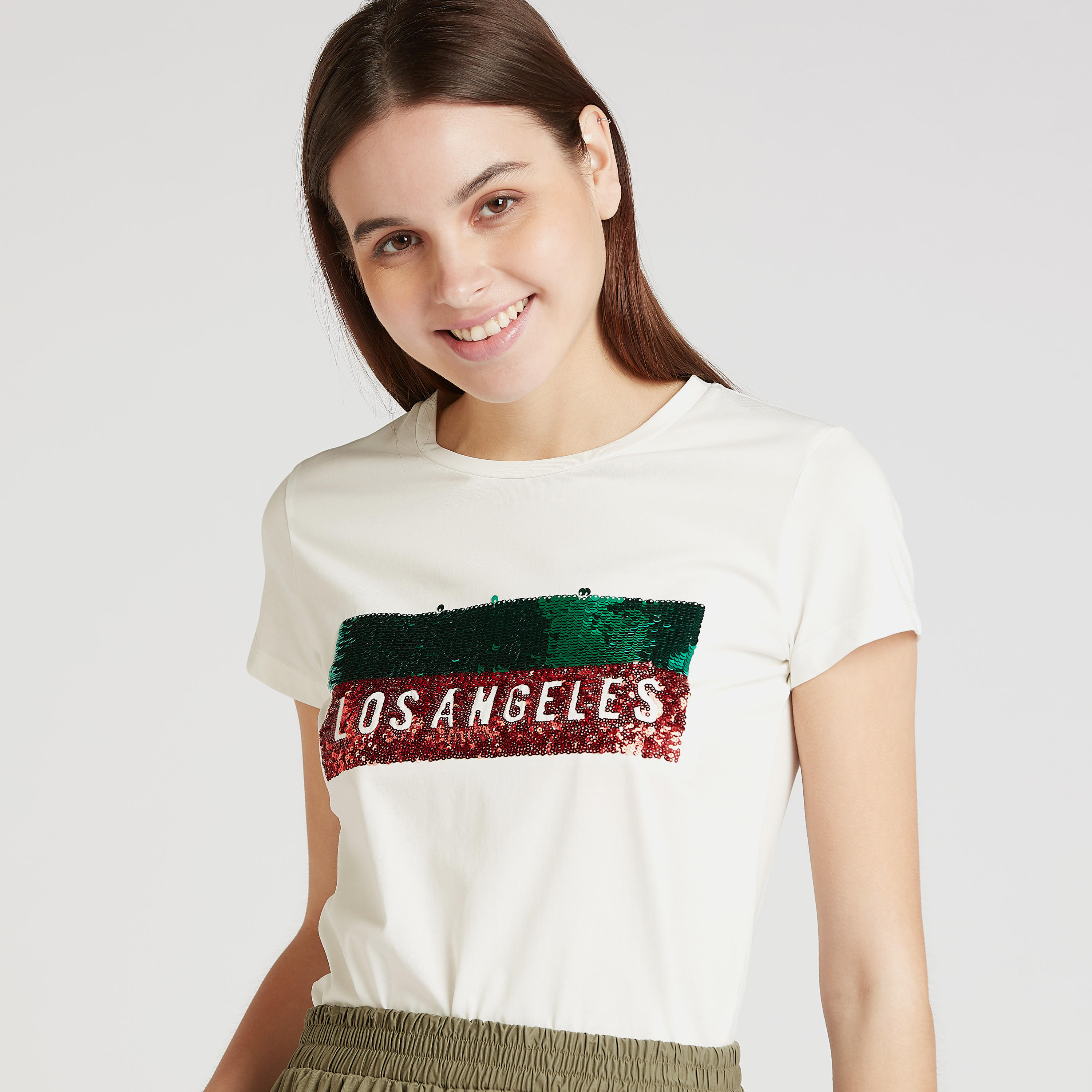 تيشيرت مزين بياقة ضيقة وأكمام قصيرة-women-clothing-tshirts-image-3