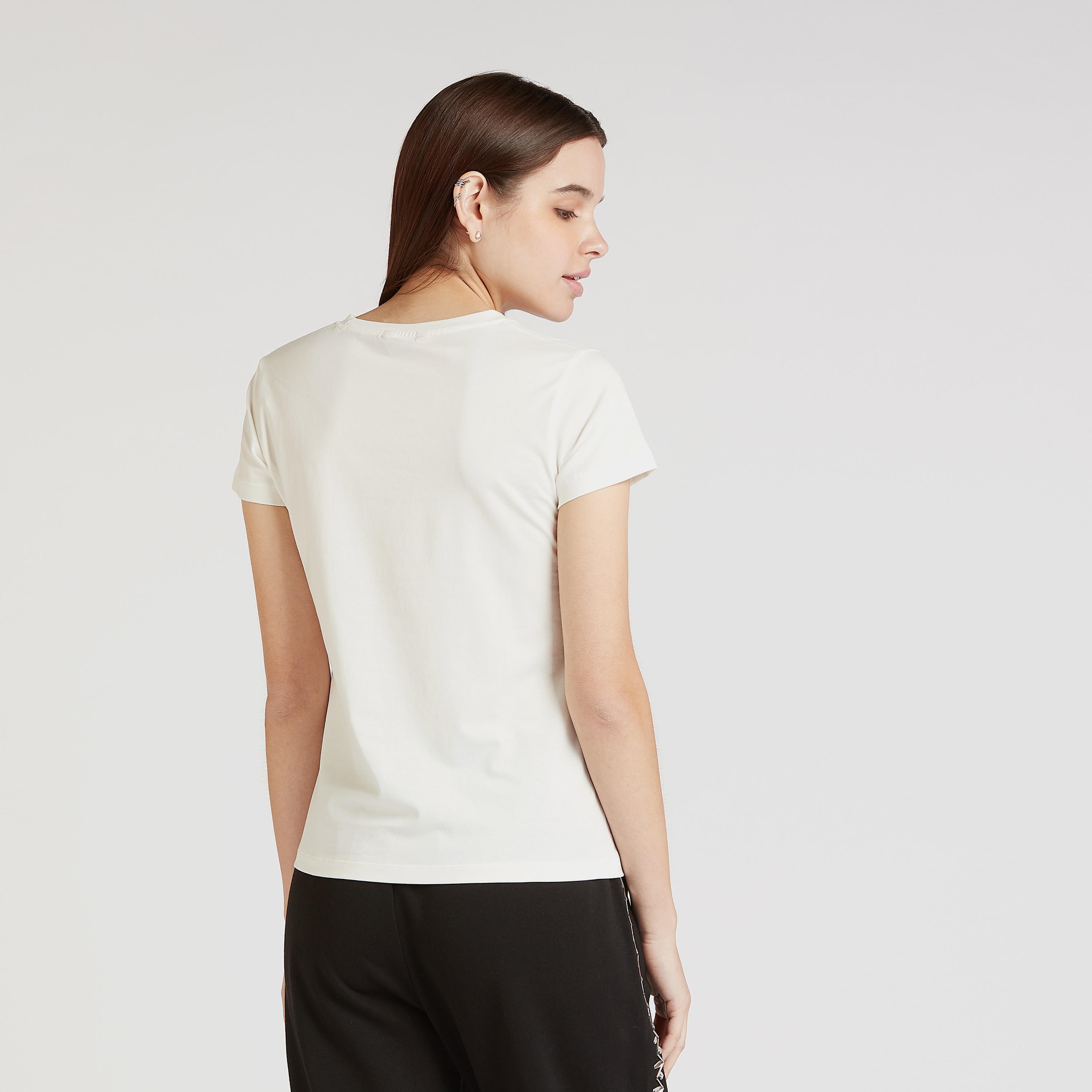 تيشيرت مزين بياقة ضيقة وأكمام قصيرة-women-clothing-tshirts-image-4