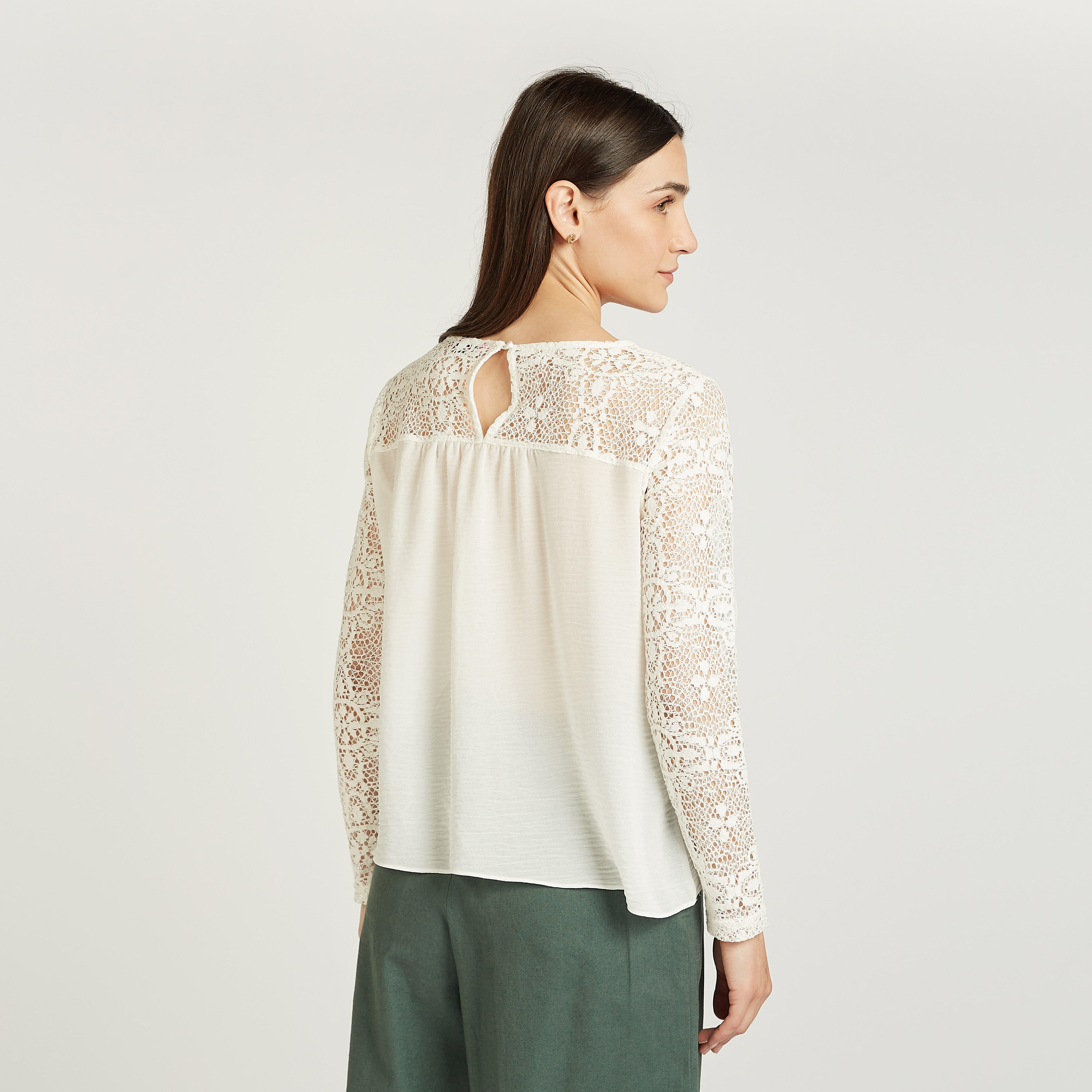 بلوزة دانتيل بياقة مستديرة وأكمام طويلة-women-clothing-shirtsandblouses-blouses-image-4