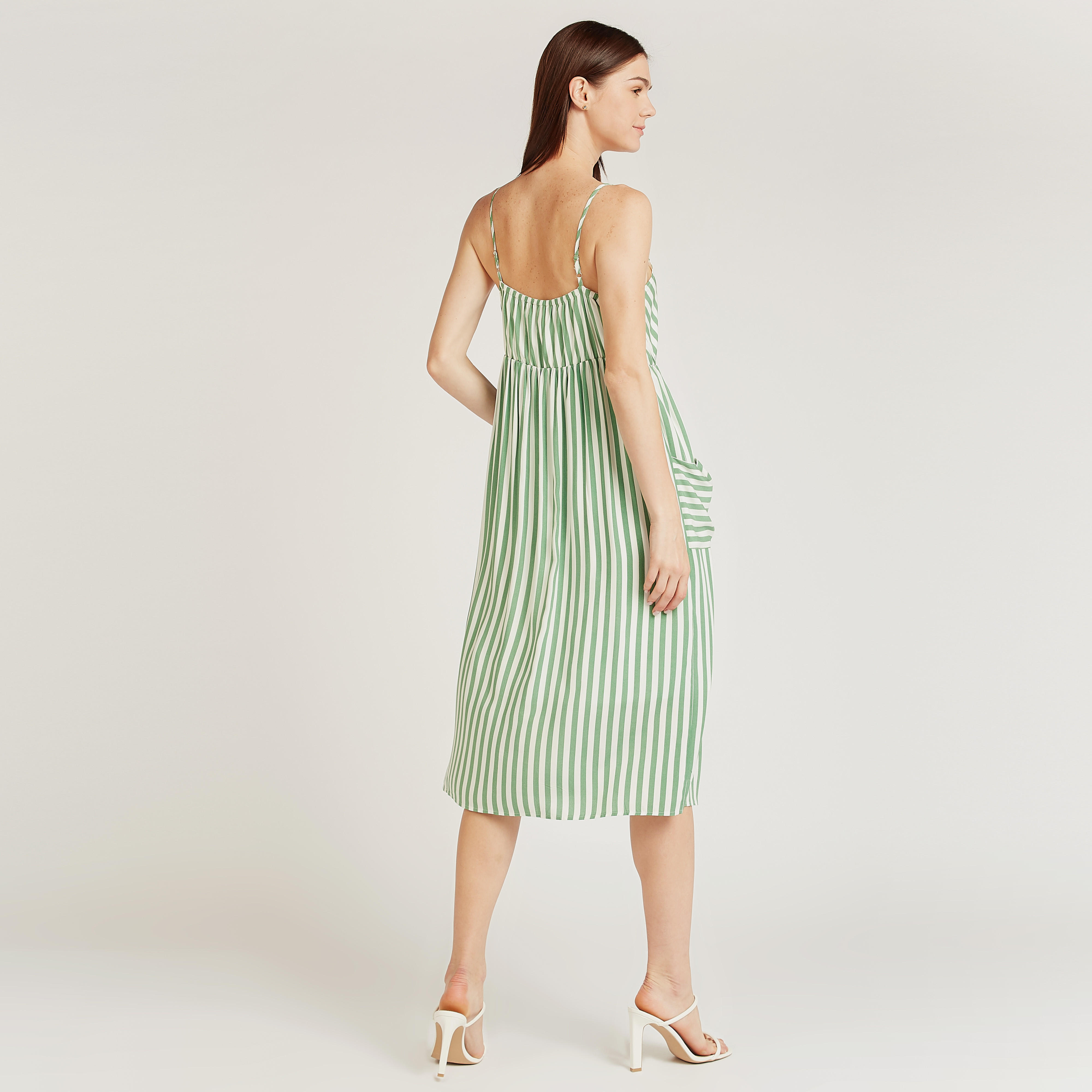 فستان ميدي إيه لاين مقلّم بحمّالات رفيعة وجيوب-women-clothing-dresses-image-4