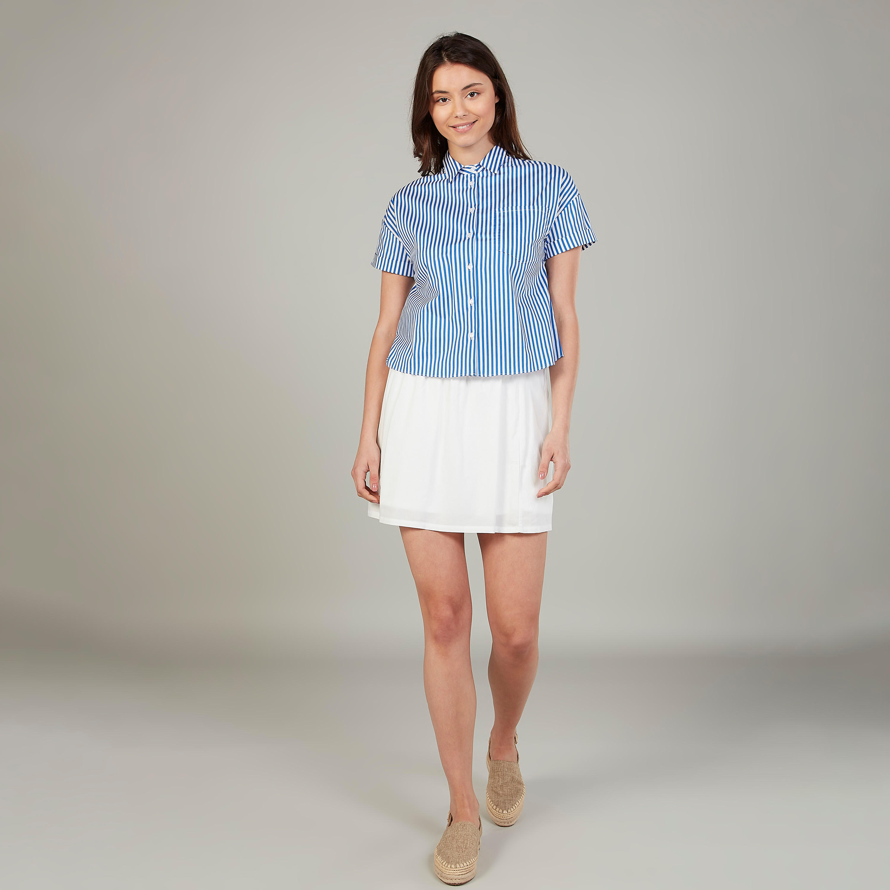 تنّورة سادة قصيرة بخصر بيبرباج وأربطة-women-clothing-bottoms-skirts-image-3